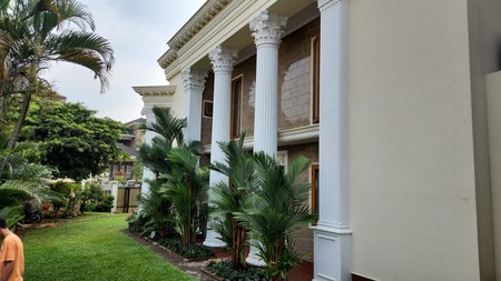 Dijual Rumah mewah di pondok indah