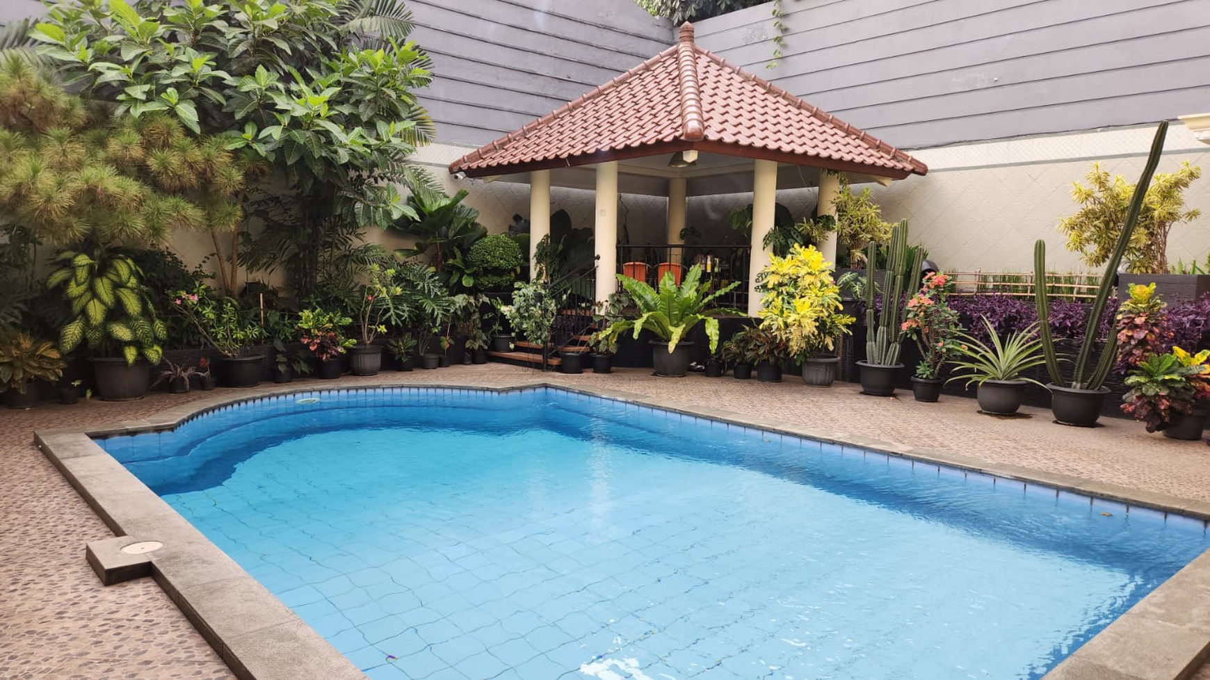Dijual Rumah mewah di pondok indah