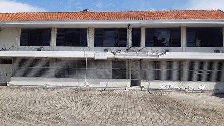 DI JUAL BANGUNAN  EKS  PABRIK DI JALAN RAYA BOBOH GRESIK