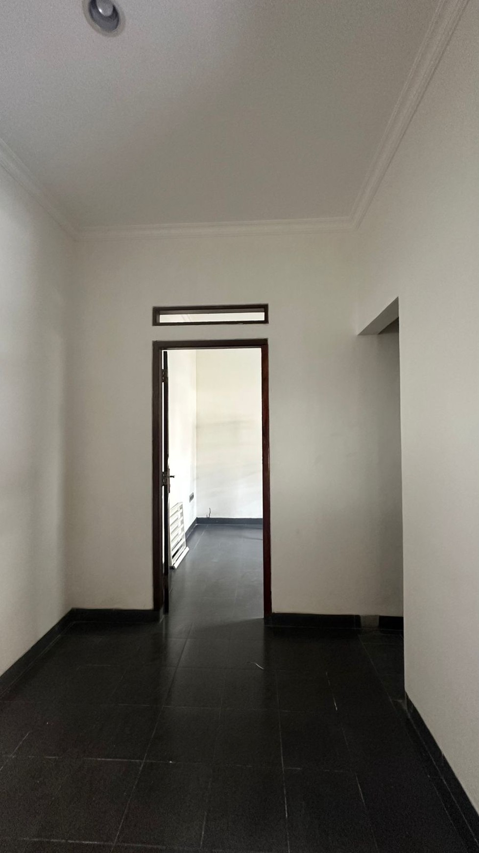 Disewakan Rumah Cantik 2 Lantai Siap Huni @Bintaro -Sektor 9