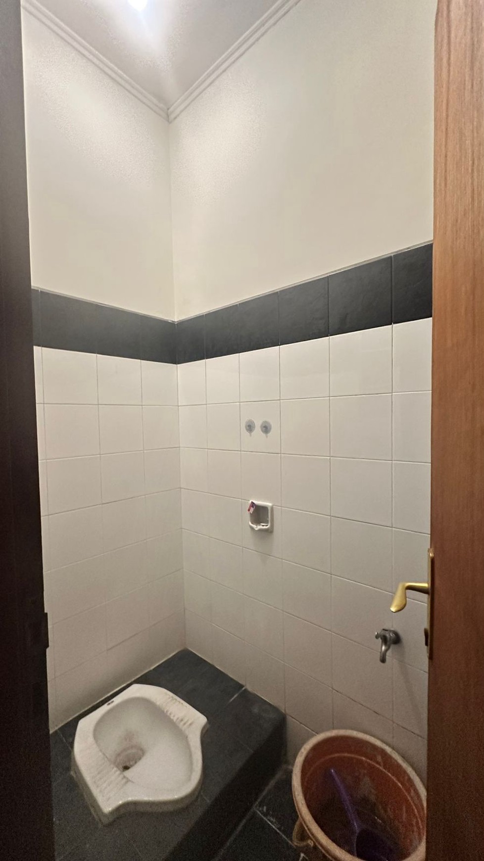 Disewakan Rumah Cantik 2 Lantai Siap Huni @Bintaro -Sektor 9
