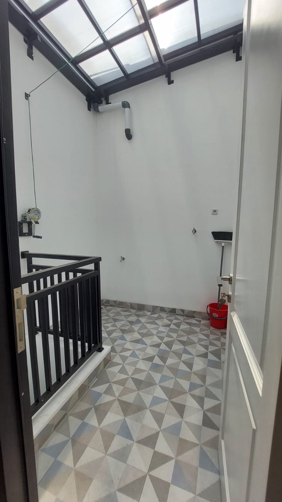 Rumah Brand New  di cluster  Pondok Karya Bintaro Tangsel