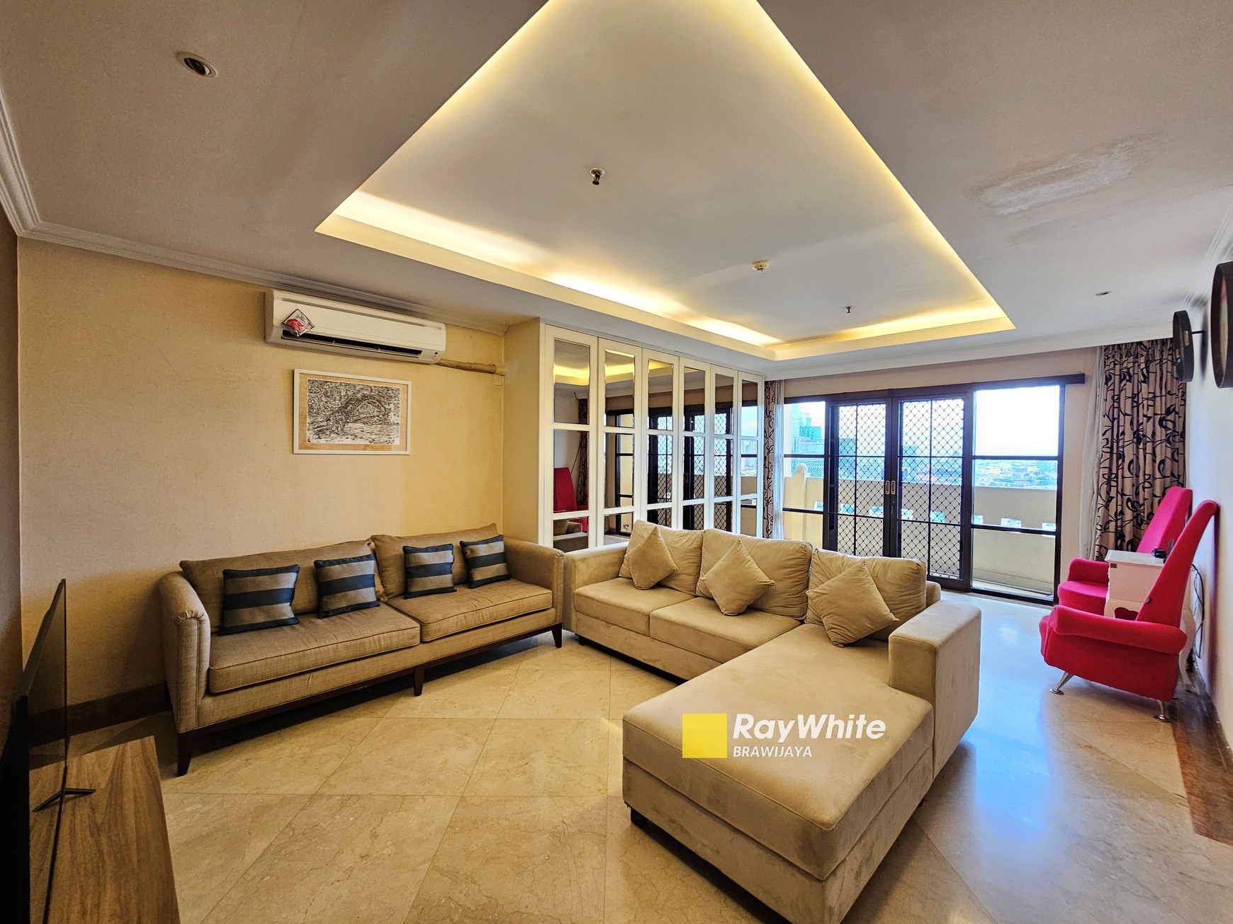 Apartemen Kusuma Candra, SCBD Sudirman, Jakarta Sekatan, dekat MRT Istora Mandiri