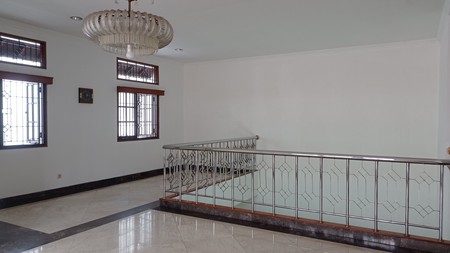 RUMAH DIJUAL JALAN CIAWI KEBAYORAN BARU JAKARTA SELATAN