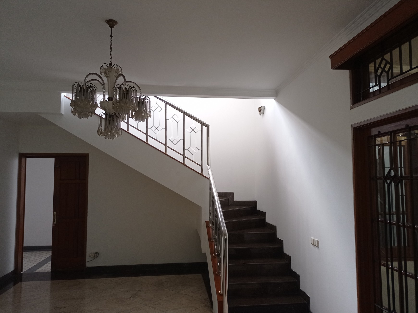 RUMAH DIJUAL JALAN CIAWI KEBAYORAN BARU JAKARTA SELATAN