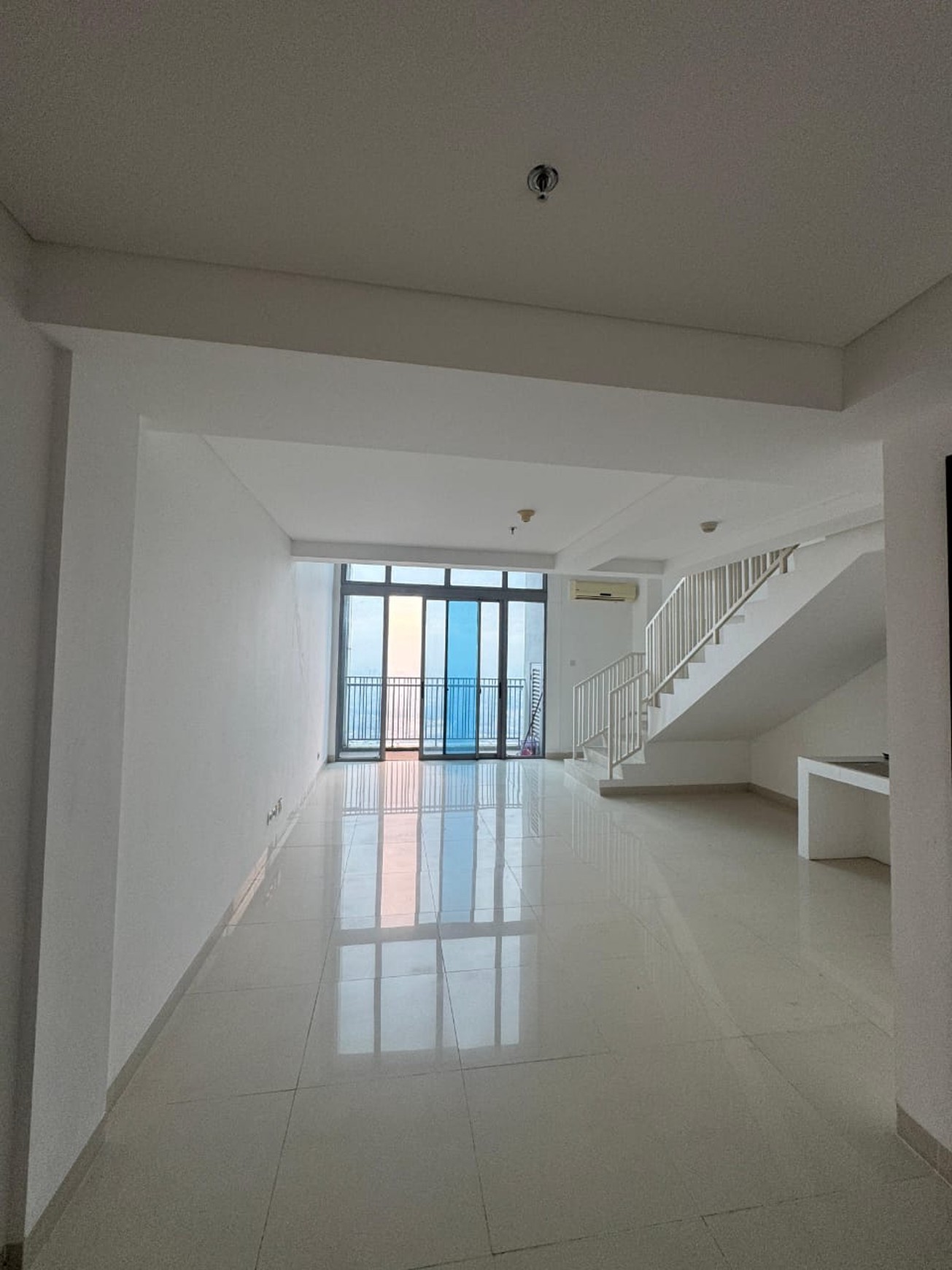 Dijual Neo Soho Residence Unfurnished