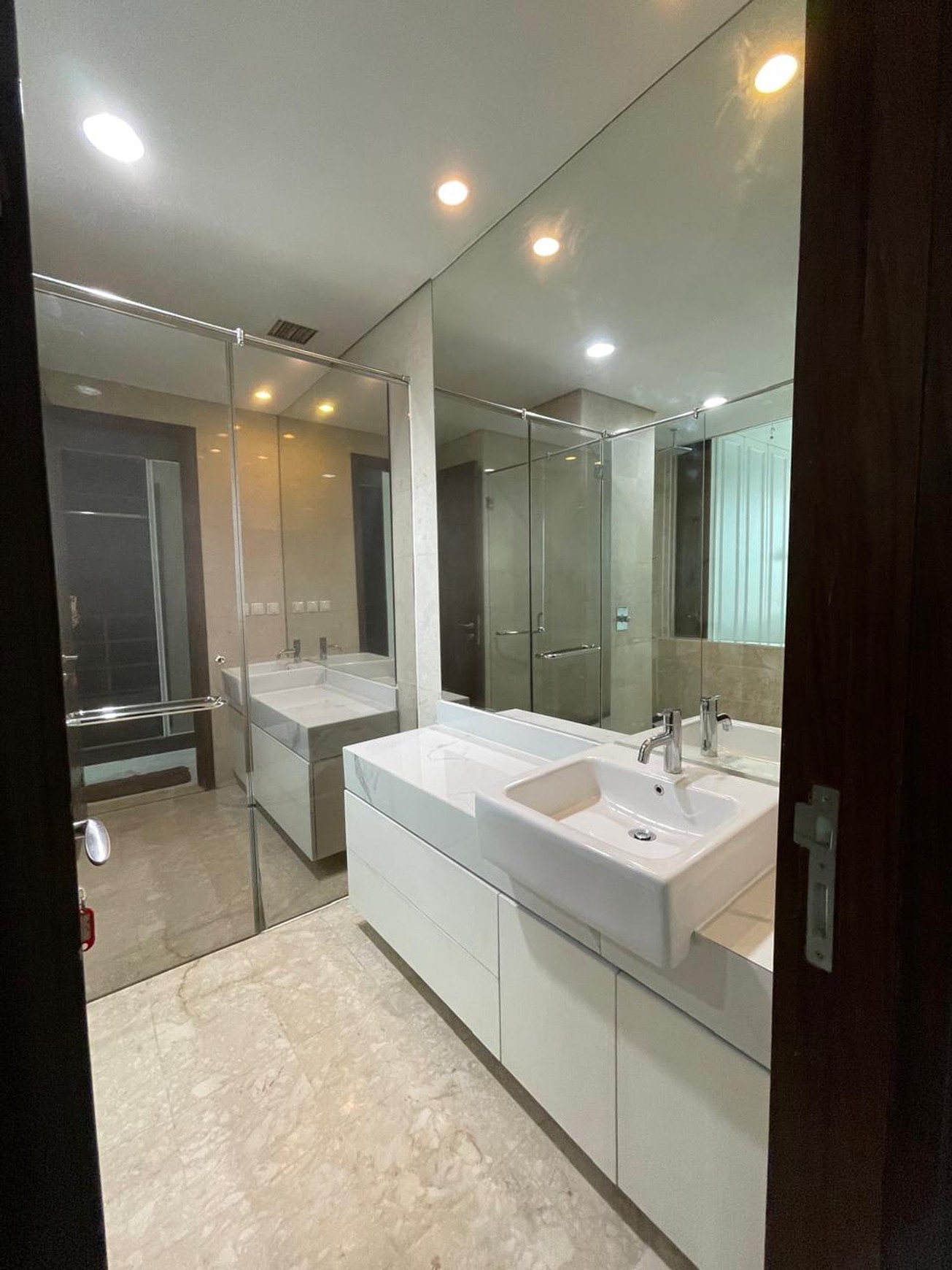 4 BR Fully Furnished Apartment in Kemang Village (Tiffany Tower)