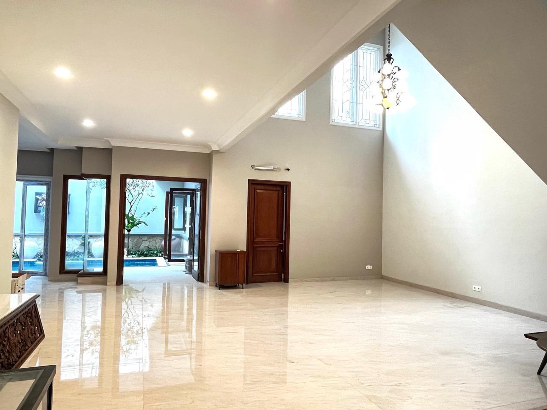 Rumah di sewakan Pondok Indah, Jakarta Selatan
