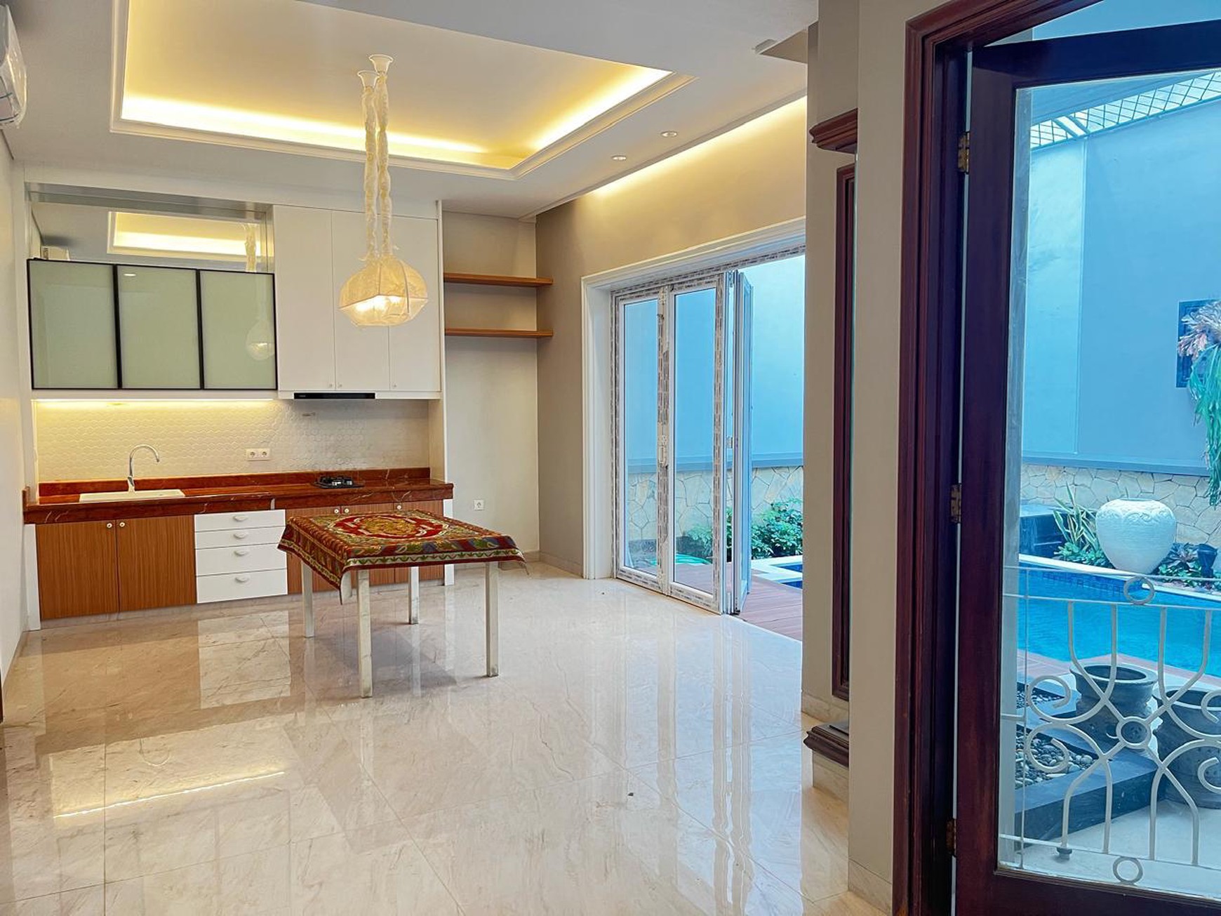 Rumah di sewakan Pondok Indah, Jakarta Selatan