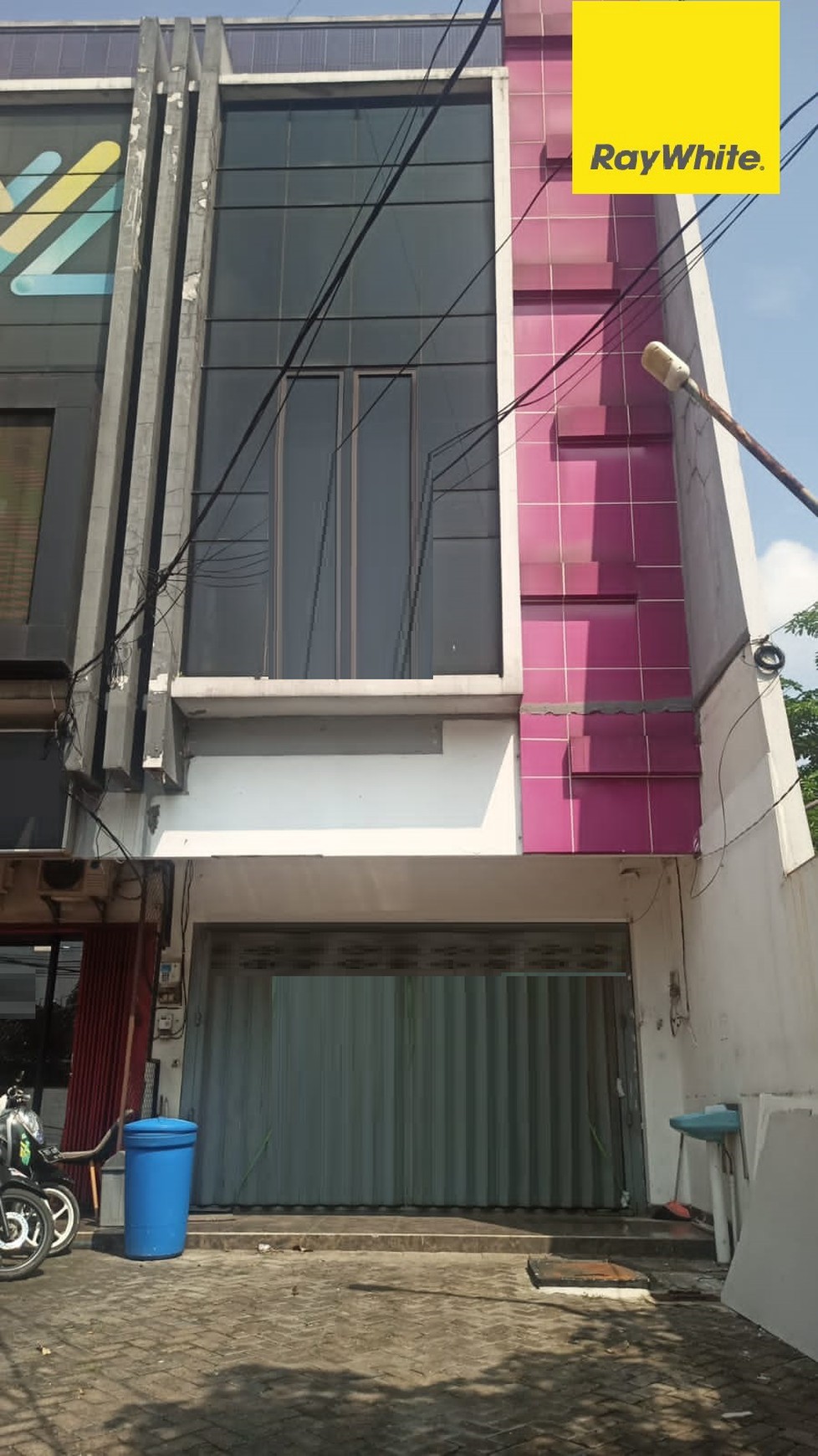 Disewakan Ruko 3 lantai di Gayungsari Barat Surabaya