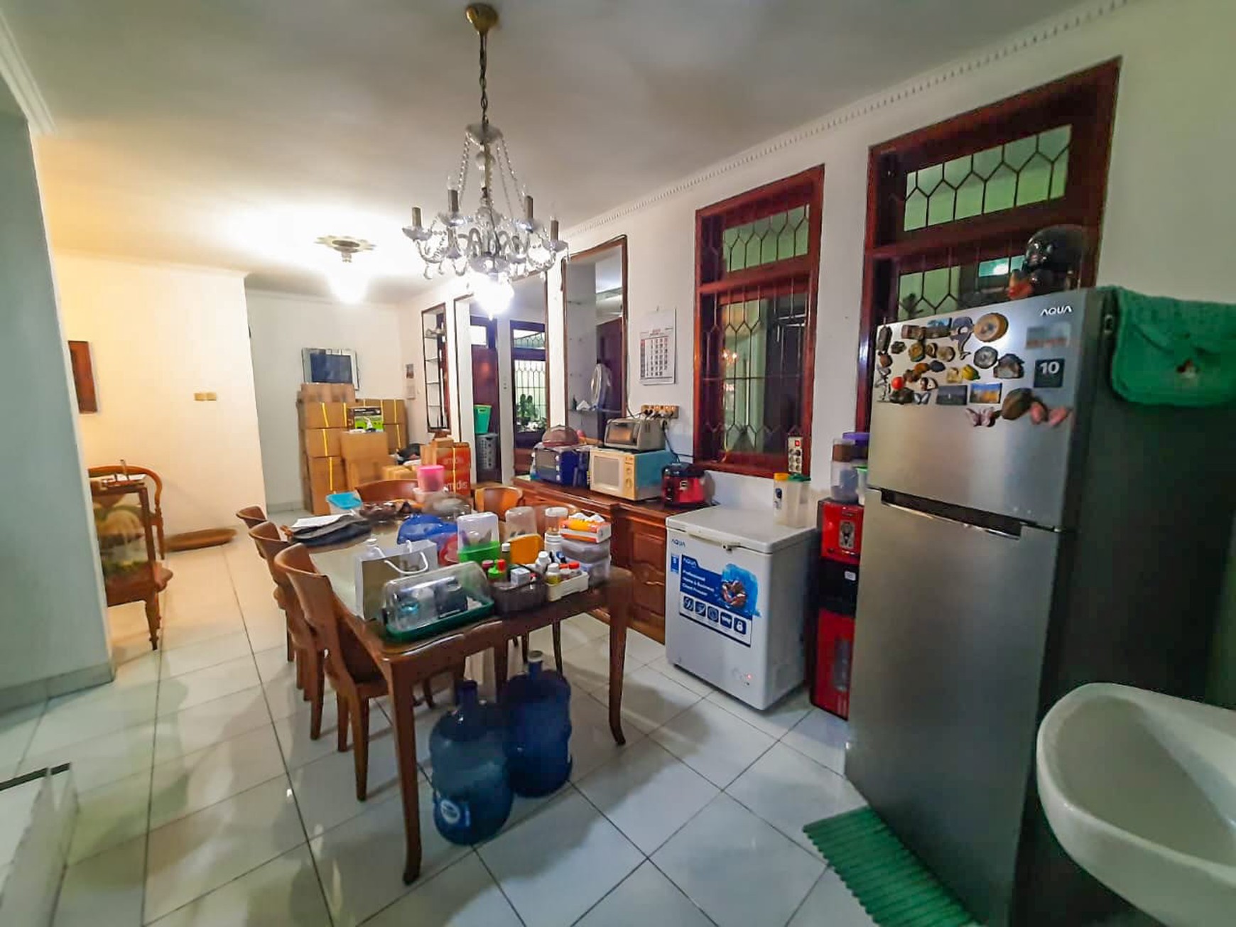 RUMAH NYAMAN DI RAFFLES HILLS CIBUBUR, AKSES MUDAH DARI JAGORAWI, SENTUL CITY.