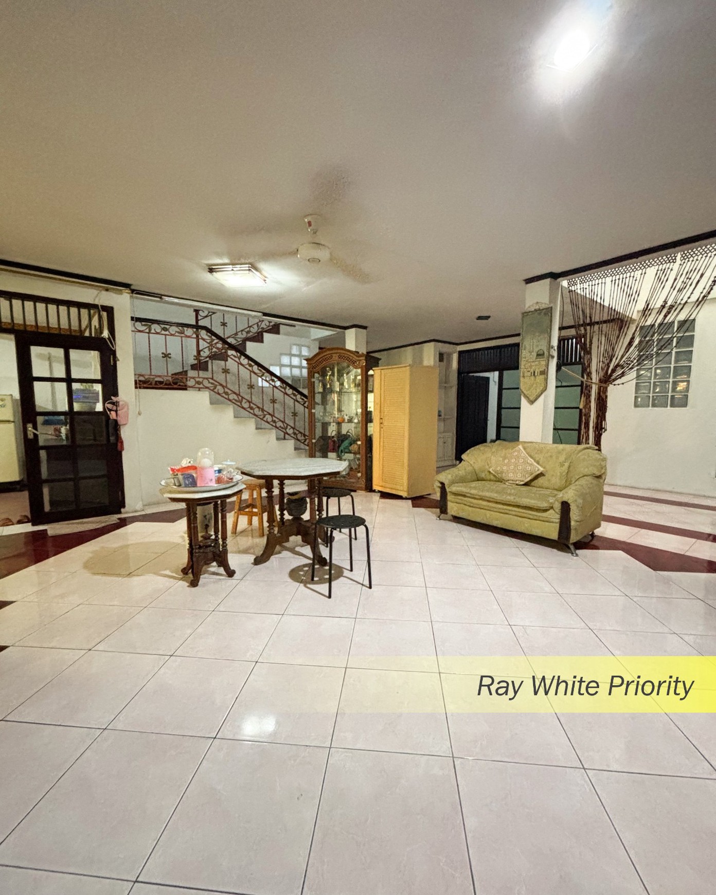 RUMAH BINTARO JAYA SEKTOR 1, JAKARTA SELATAN