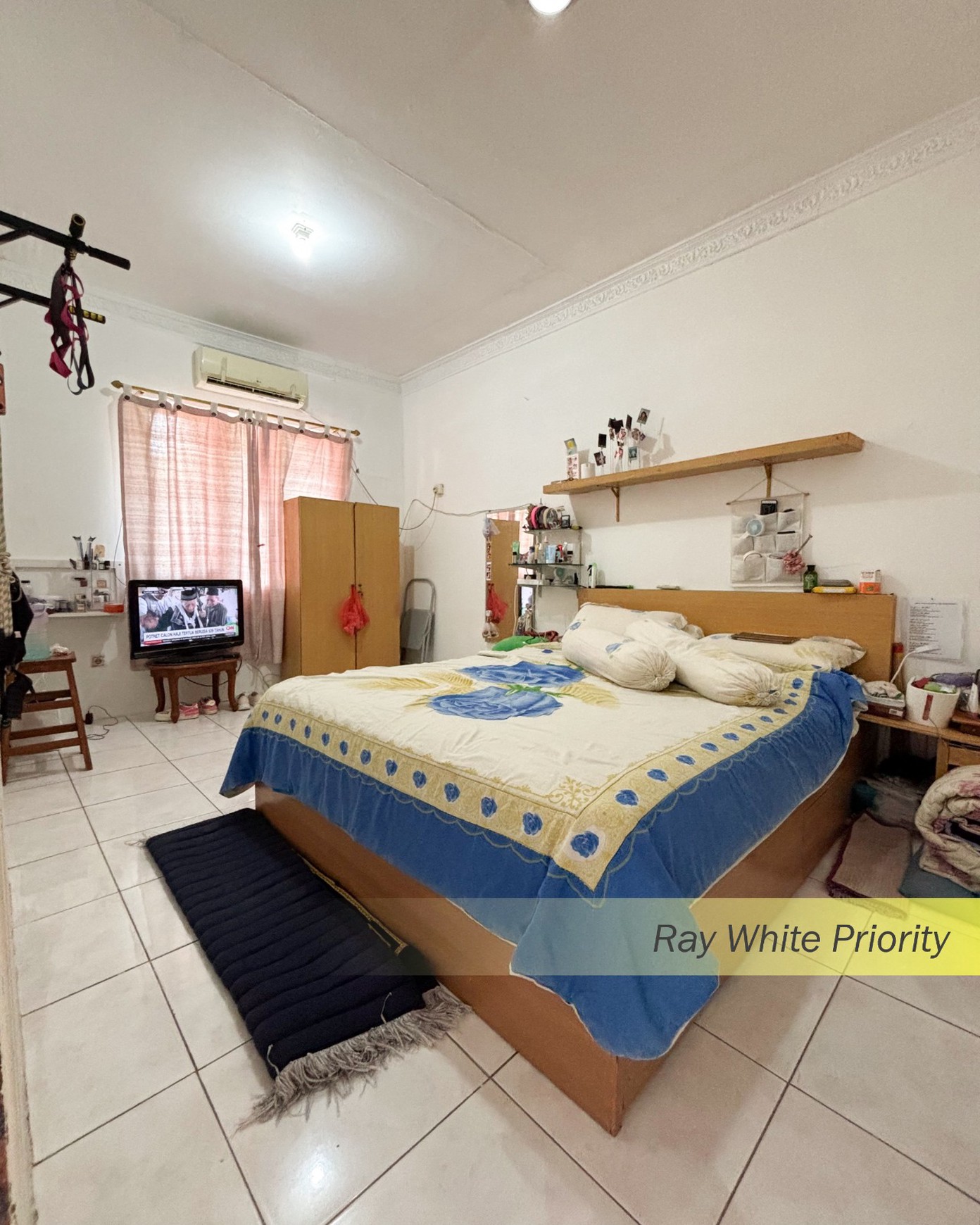 RUMAH BINTARO JAYA SEKTOR 1, JAKARTA SELATAN