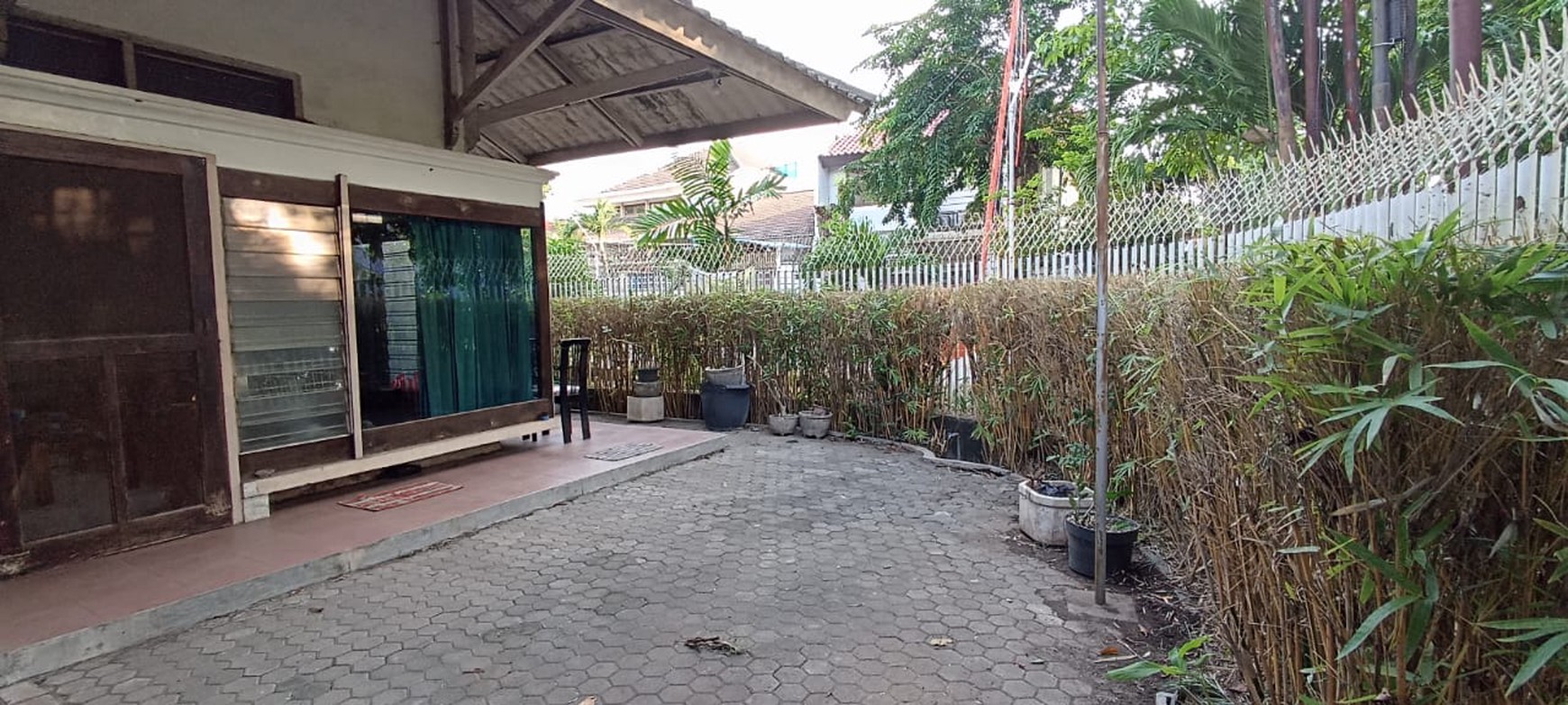 Dijual/ sewa Rumah tengah kota Jl. Ngagel Tama , Surabaya