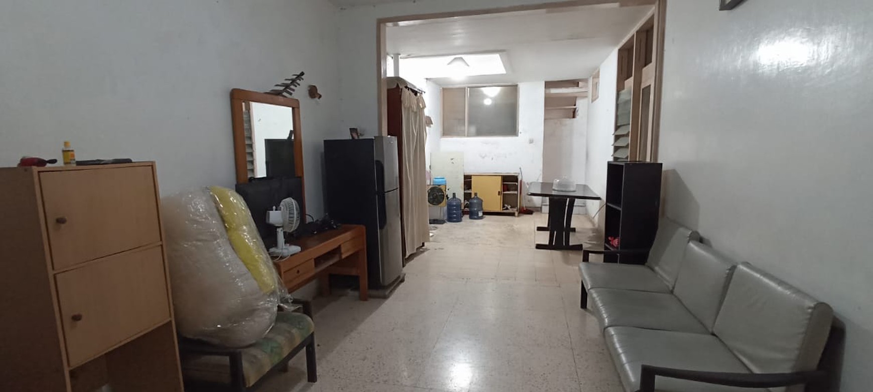 Dijual/ sewa Rumah tengah kota Jl. Ngagel Tama , Surabaya