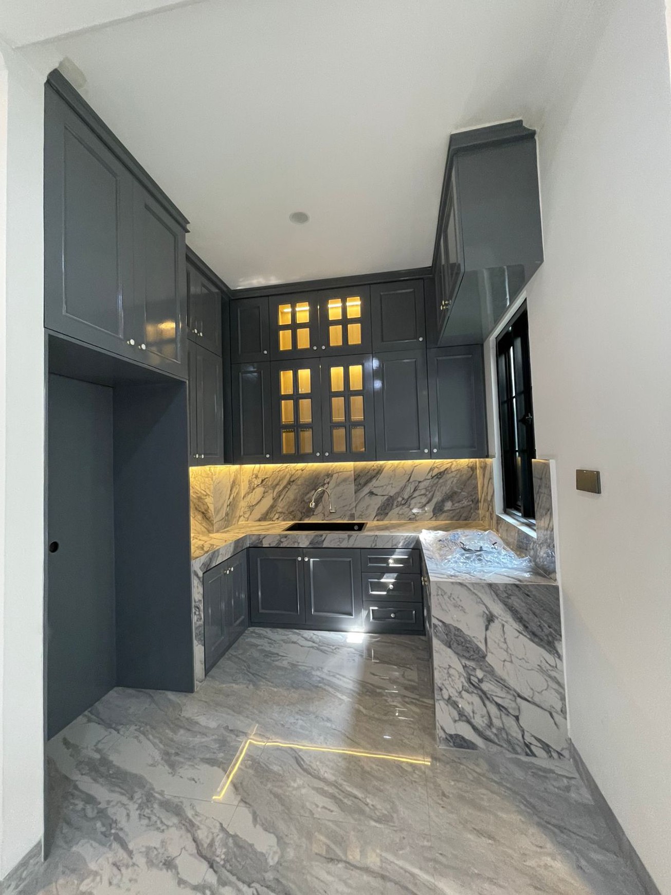 Rumah Baru,luas tanah 177,jalan lebar di Bintaro Jaya 9