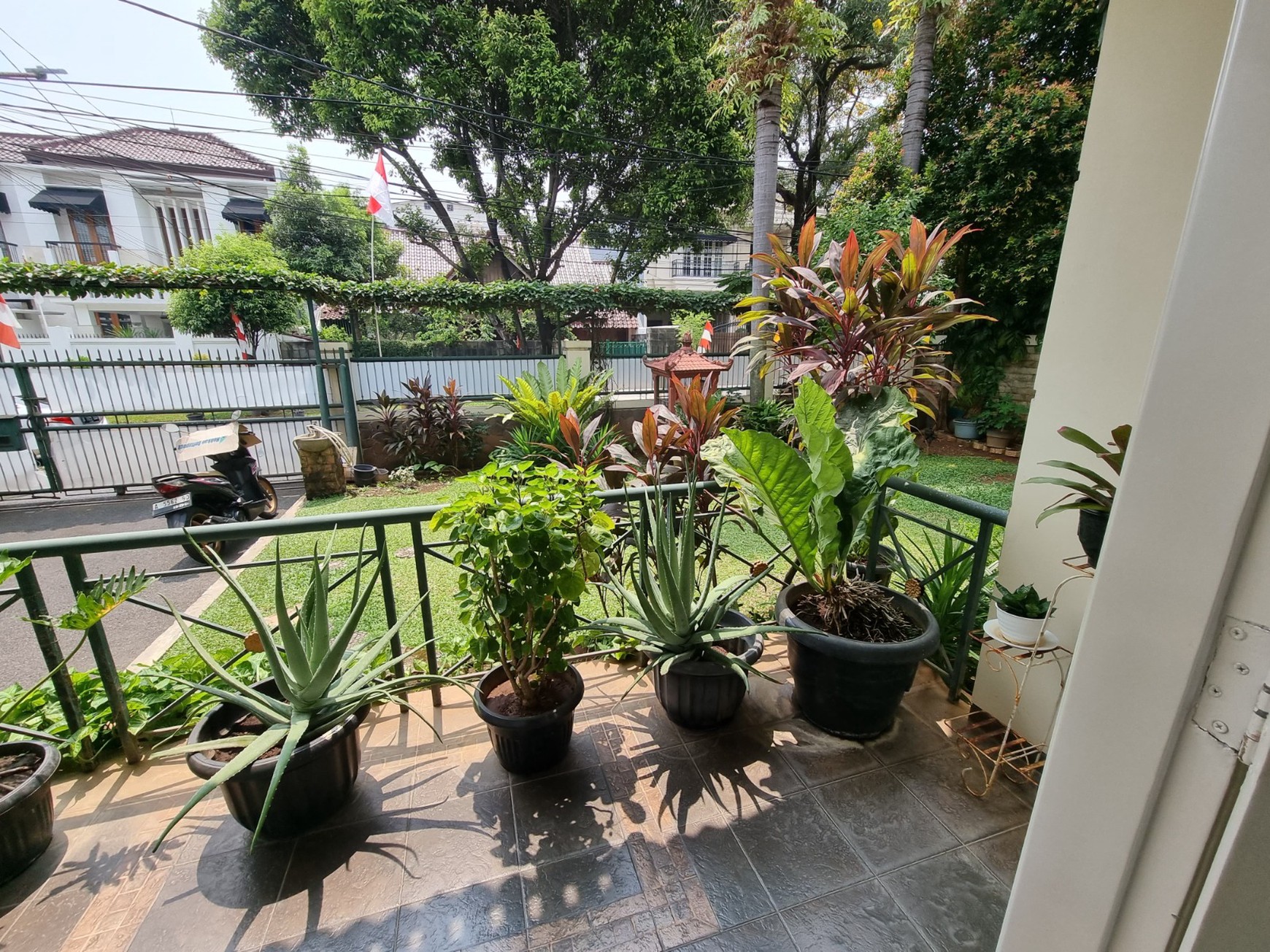 Rumah Bagus Di Cisanggiri, Kebayoran Baru Jakarta Selatan