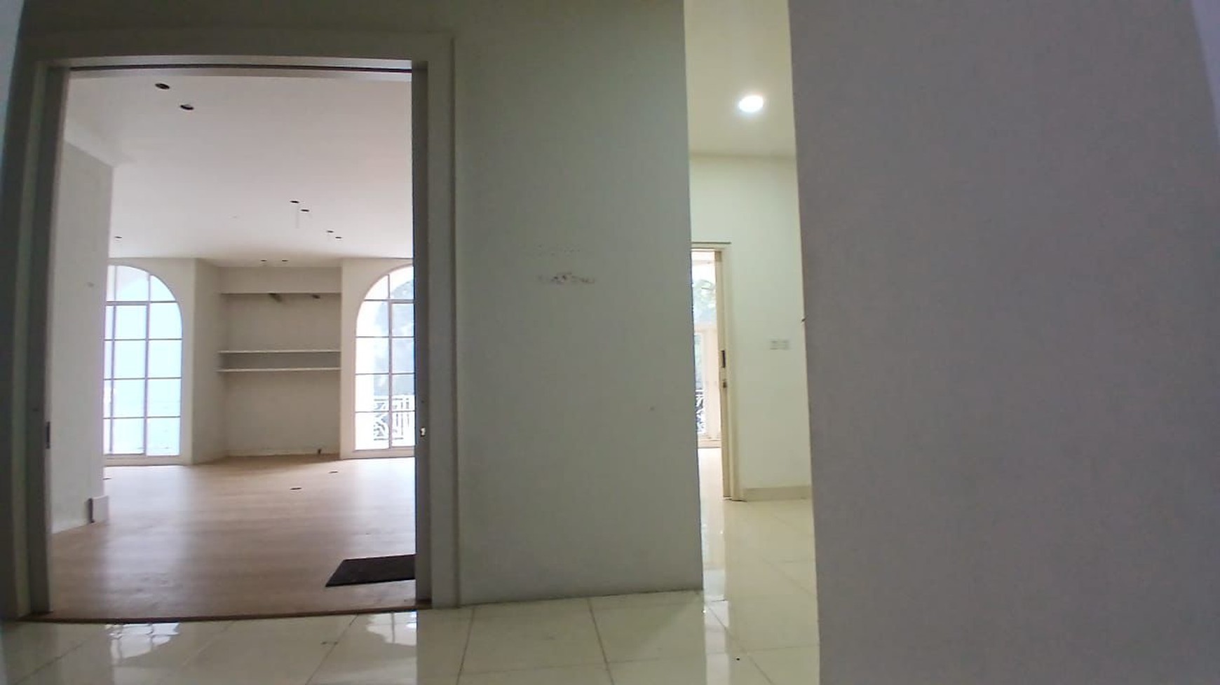 Disewakan Ruko Luas dan Besar Dengan Lokasi Strategis di Gandaria
