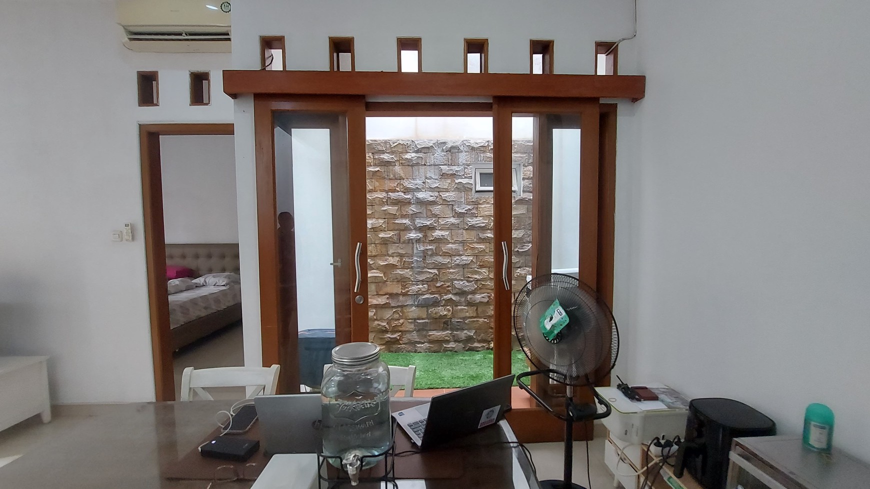 Rumah Dalam Townhouse Fully Furnished di Kebagusan Jakarta Selatan