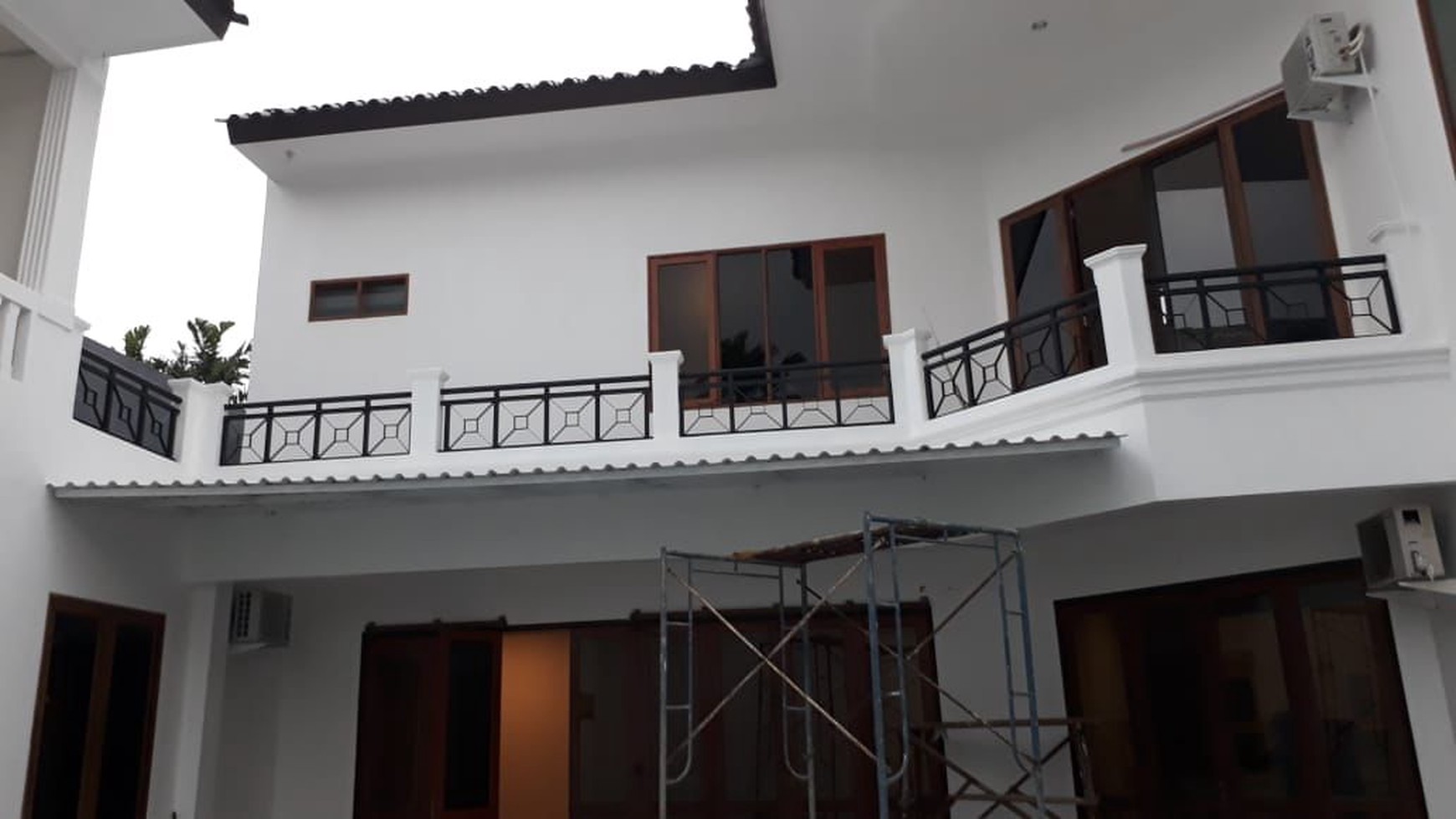 Disewakan Rumah  terawat di Kemang, Jakarta Selatan