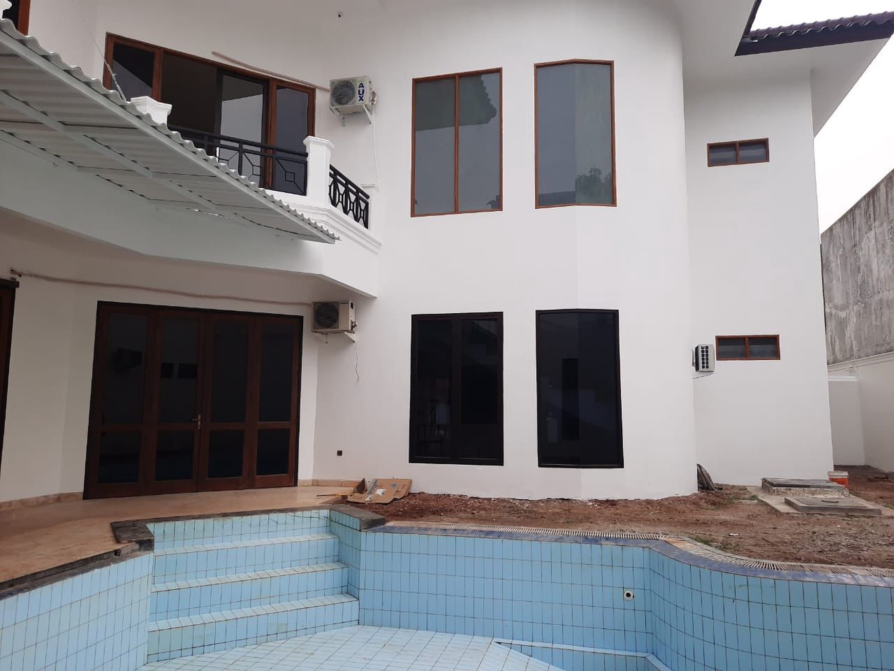 Disewakan Rumah  terawat di Kemang, Jakarta Selatan