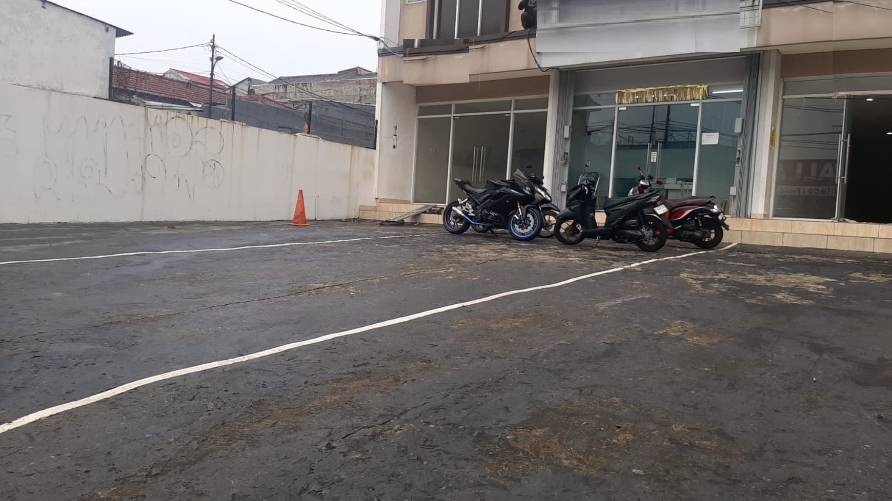 Rumah Hitung Tanah Area Cipete