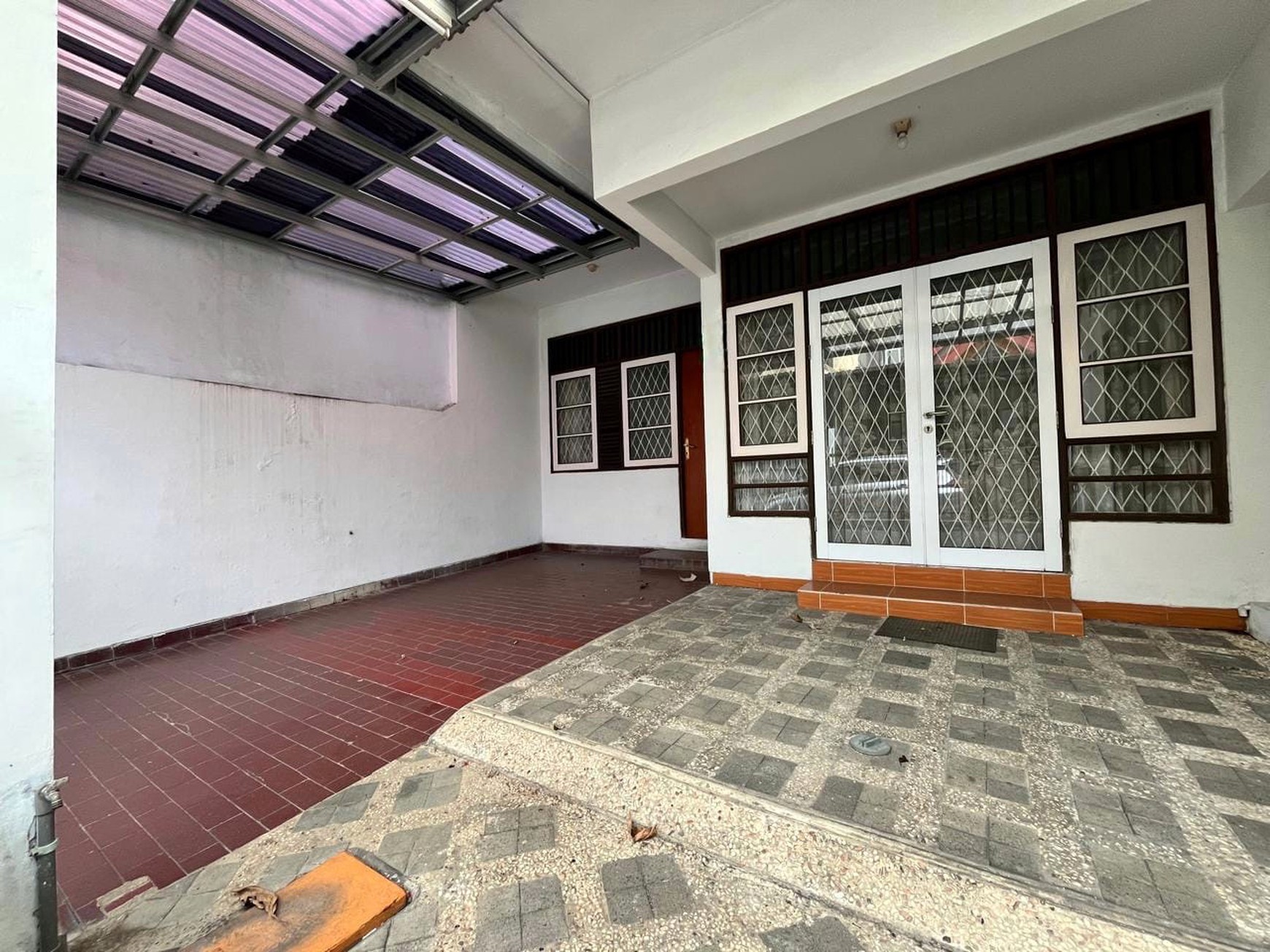 Rumah Siap Huni Lokasi Strategis Di Bintaro Sektor 3