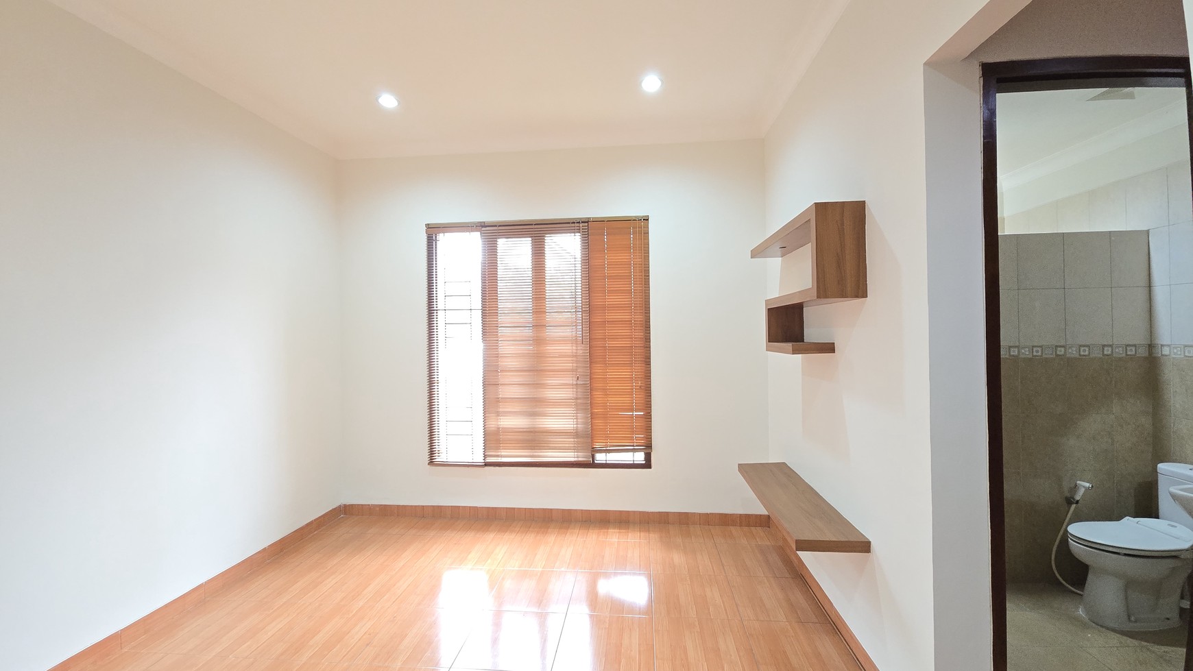 Rumah Bagus Siap Huni dan Asri di Puri Bintaro, Bintaro Jaya, Sektor 9