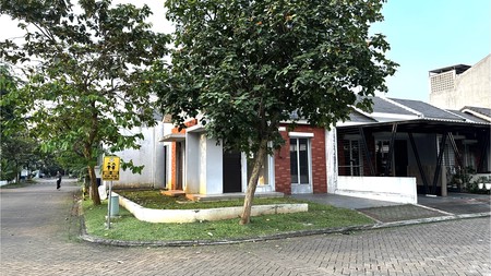 Rumah Tumbuh di Hook Tanah Luas 108 Bagus Di U House Bintaro Jaya Sektor 7 Tangerang Selatan