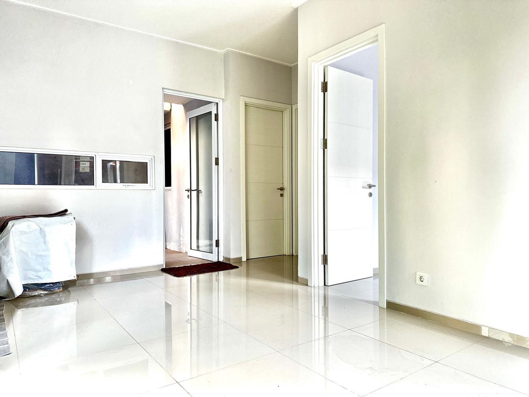 Rumah Tumbuh di Hook Tanah Luas 108 Bagus Di U House Bintaro Jaya Sektor 7 Tangerang Selatan