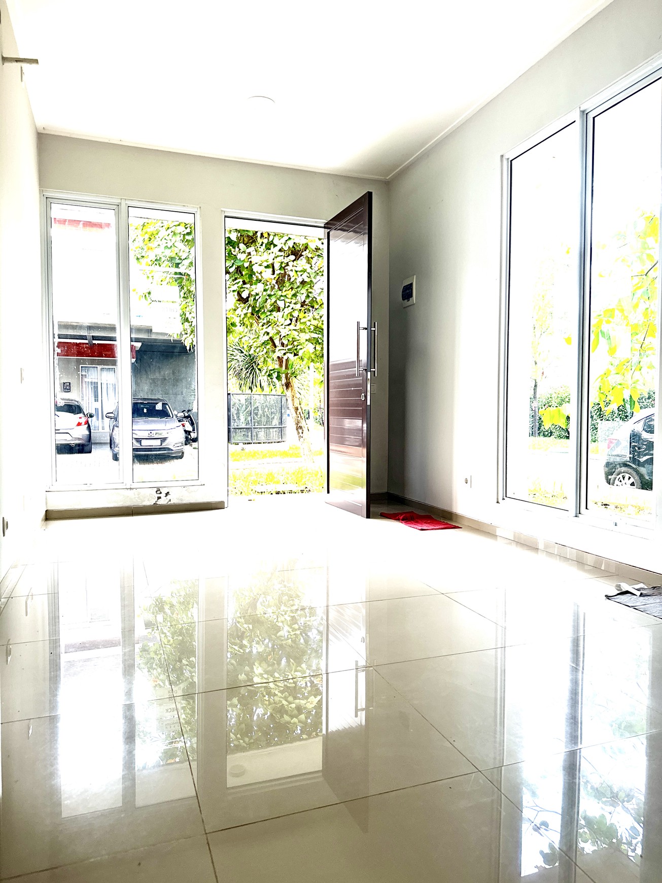 Rumah Tumbuh di Hook Tanah Luas 108 Bagus Di U House Bintaro Jaya Sektor 7 Tangerang Selatan