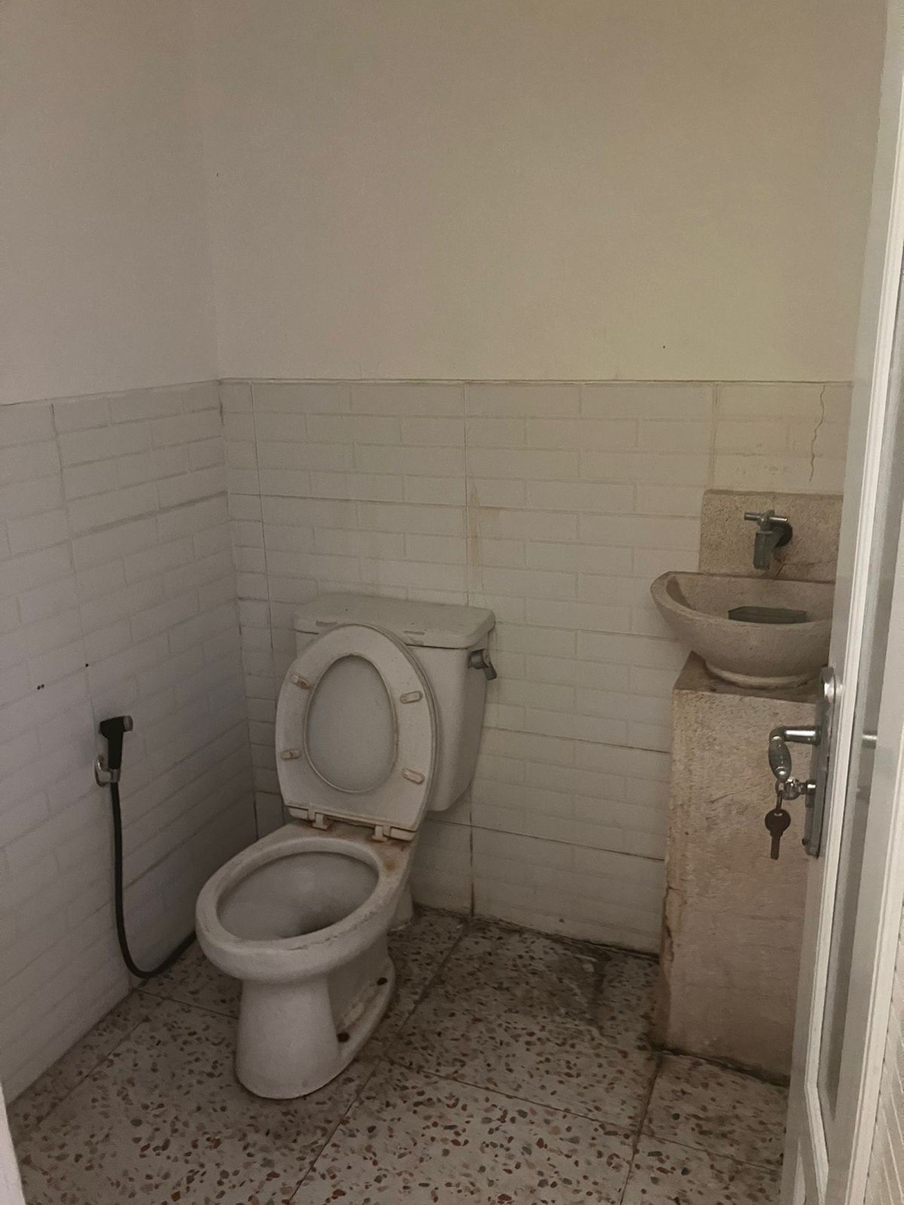 Ruko Kasturi Bintaro Sektor 9 Lokasi Emas, Siap Pakai untuk Usaha