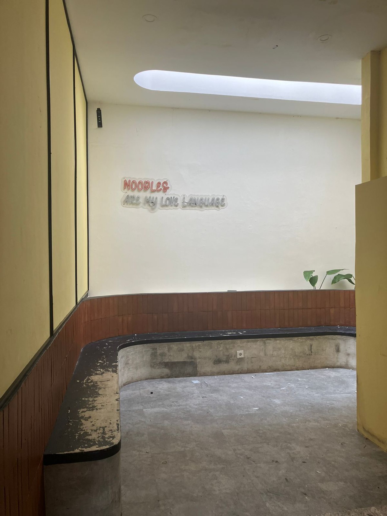 Ruko Kasturi Bintaro Sektor 9 Lokasi Emas, Siap Pakai untuk Usaha