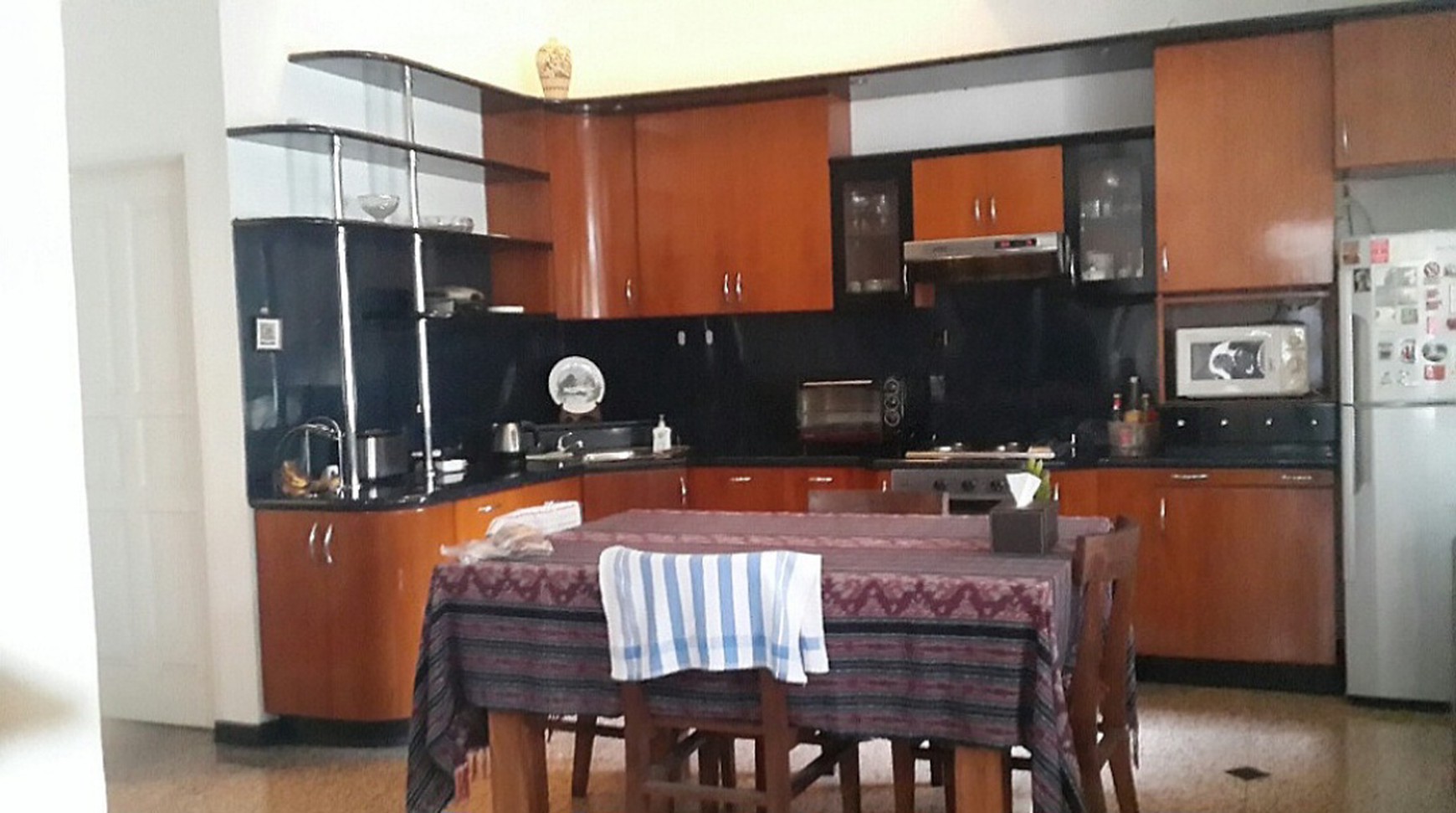 Rumah Anti Banjir Homy  Nyaman  Rapi Terawat StrateDi Bintaro Sektor 9