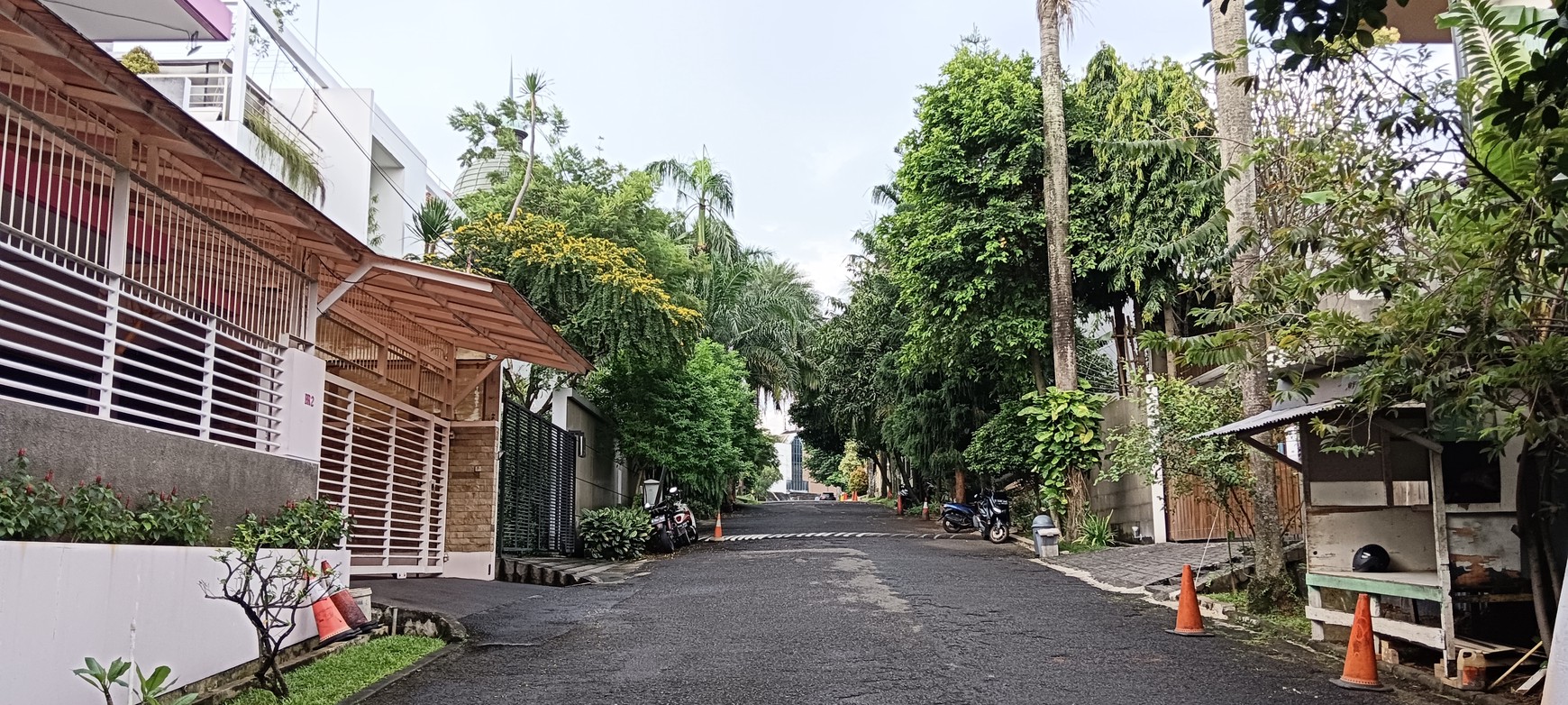 Dijual Tanah Lokasi Strategis di Pondok Pinang, Jakarta Selatan