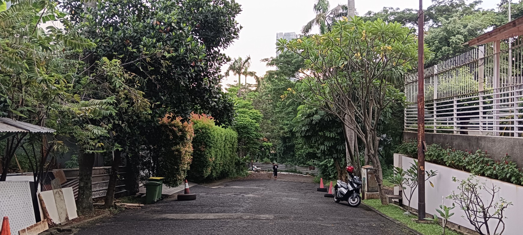 Dijual Tanah Lokasi Strategis di Pondok Pinang, Jakarta Selatan