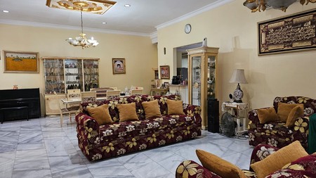 Rumah Bagus Di Jl Gedung Pinang Pondok Indah Jakarta Selatan
