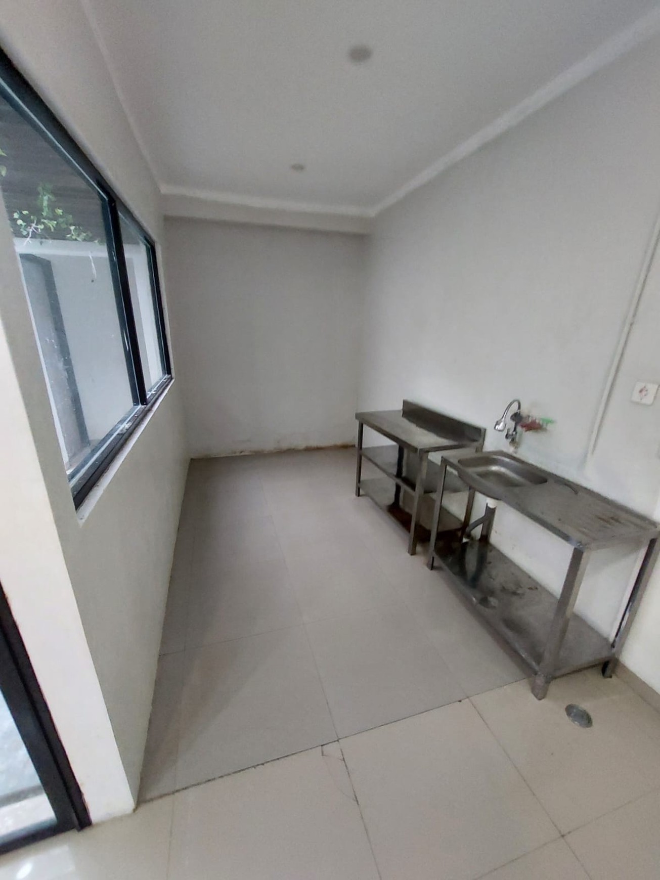Rumah Design By Andra Matin Dgn Innercourt Di Parung Panjang