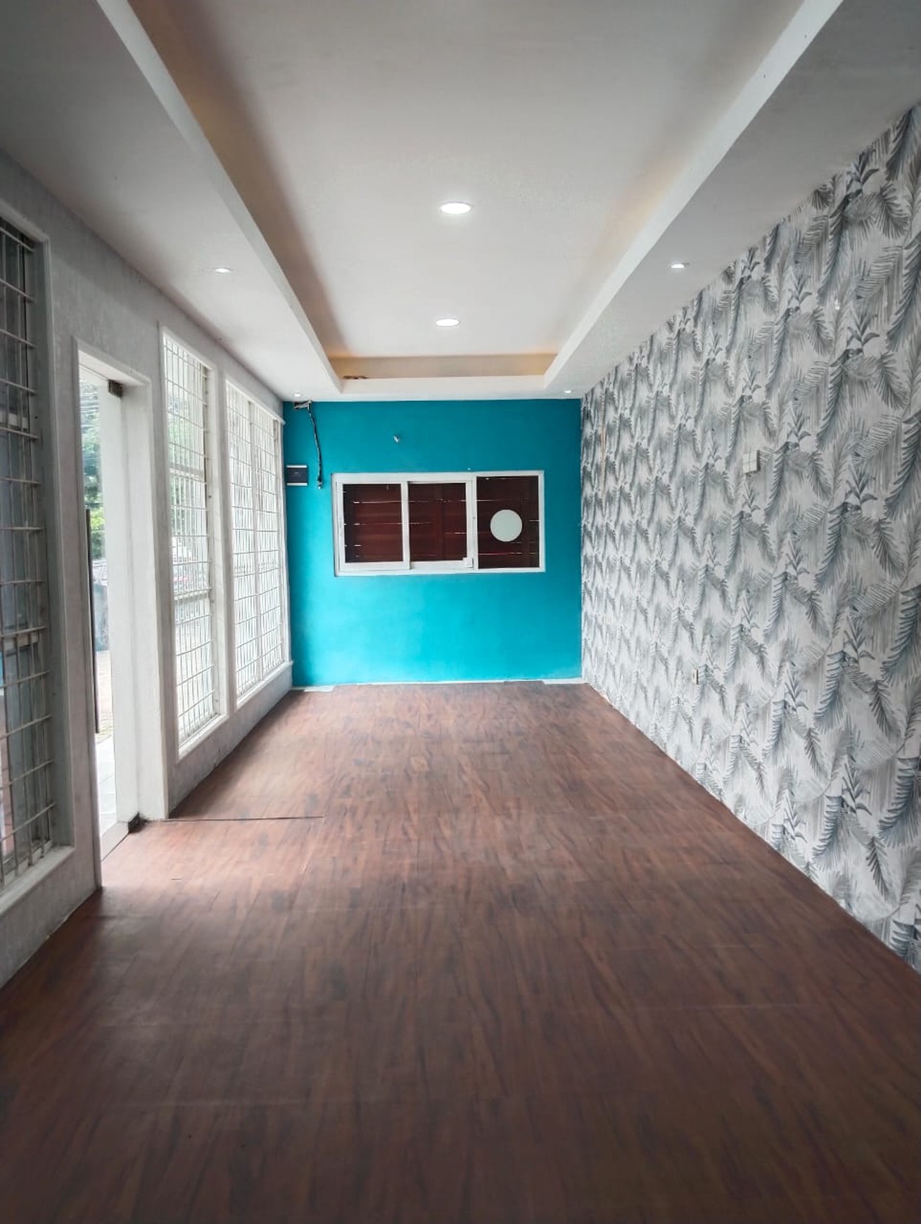 Ruko Langsung Akses ke Jalan Raya di Menteng Dalam