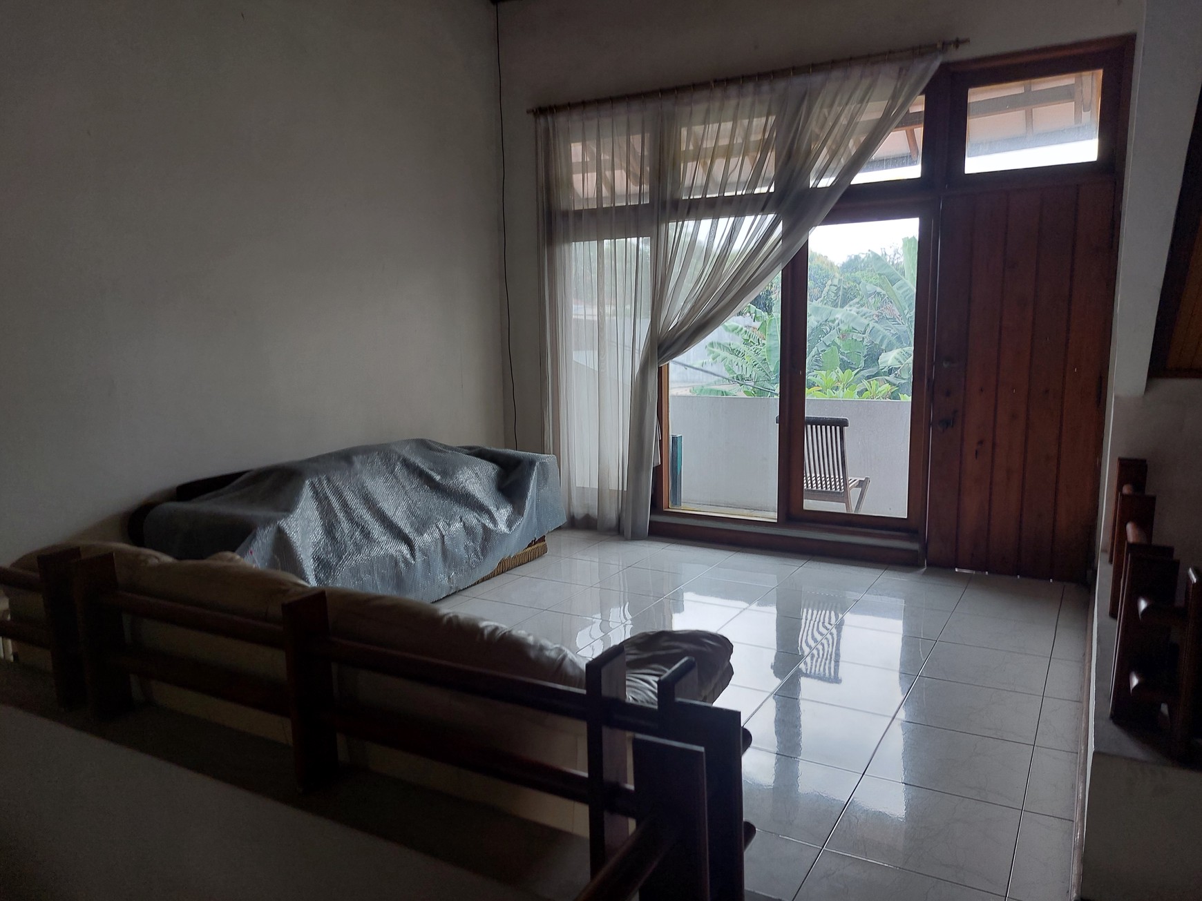 Rumah  2 lantai besar dan luas dialam perumahan  Villa cibubur Indah Cibubur Jakarta Timur