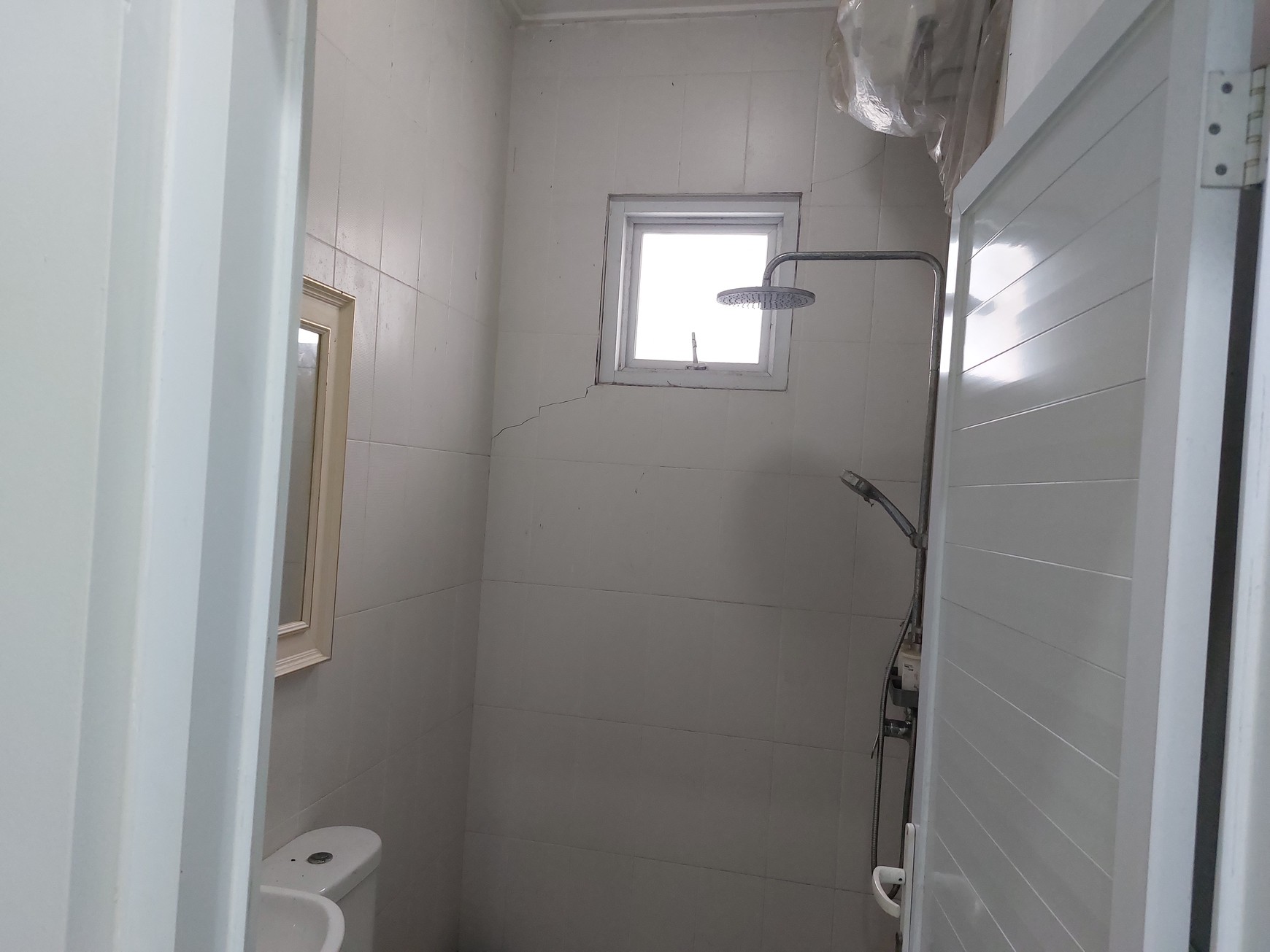 Rumah  2 lantai  Siap Huni di  Town House Grand Kartika Cibubur Jakarta Timur