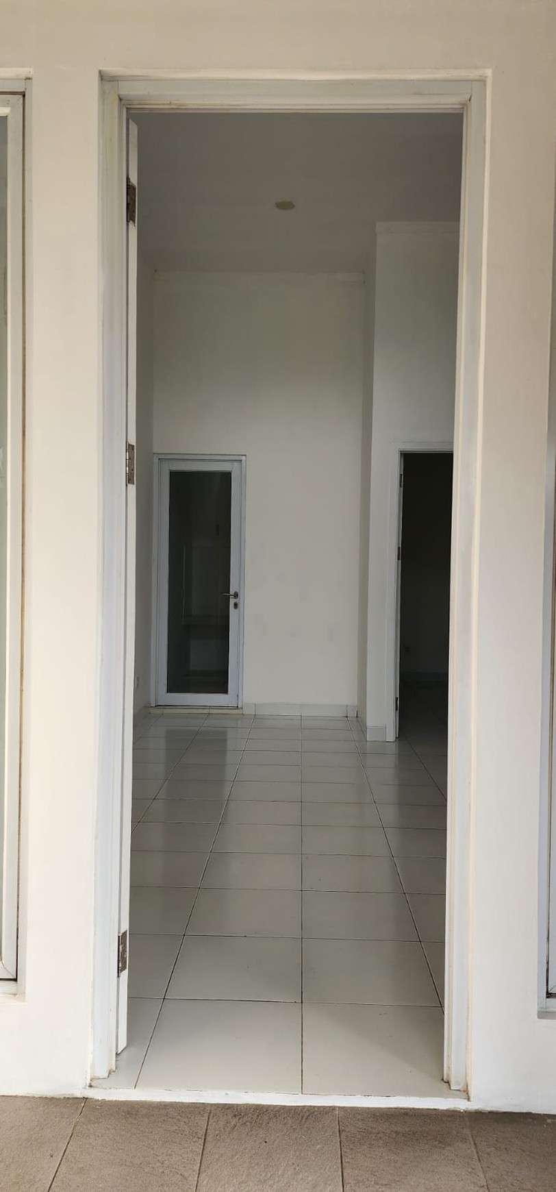 Rumah Bagus Di Neo Verina Graha Raya Bintaro Jaya