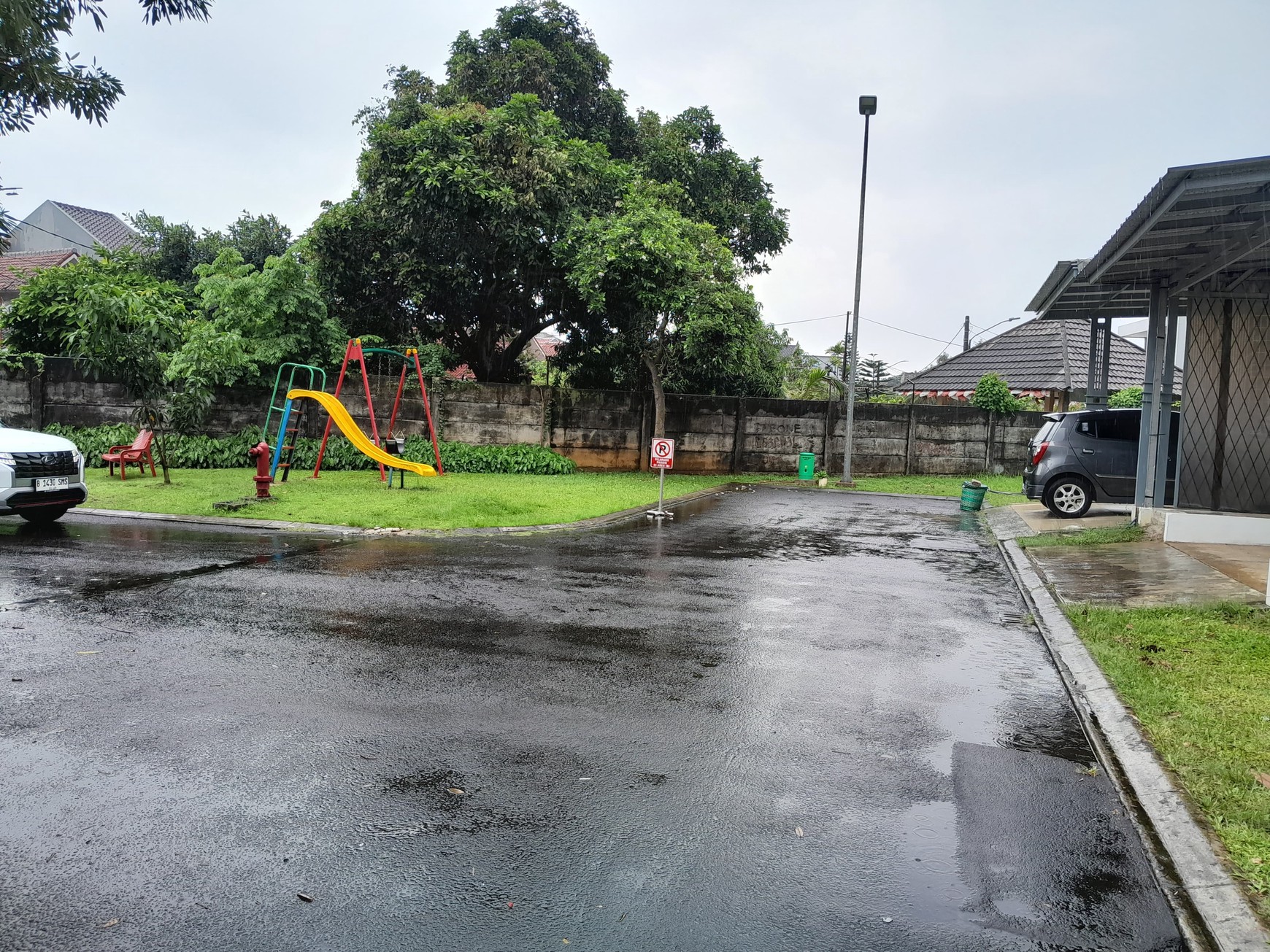 Rumah Bagus Di Neo Verina Graha Raya Bintaro Jaya