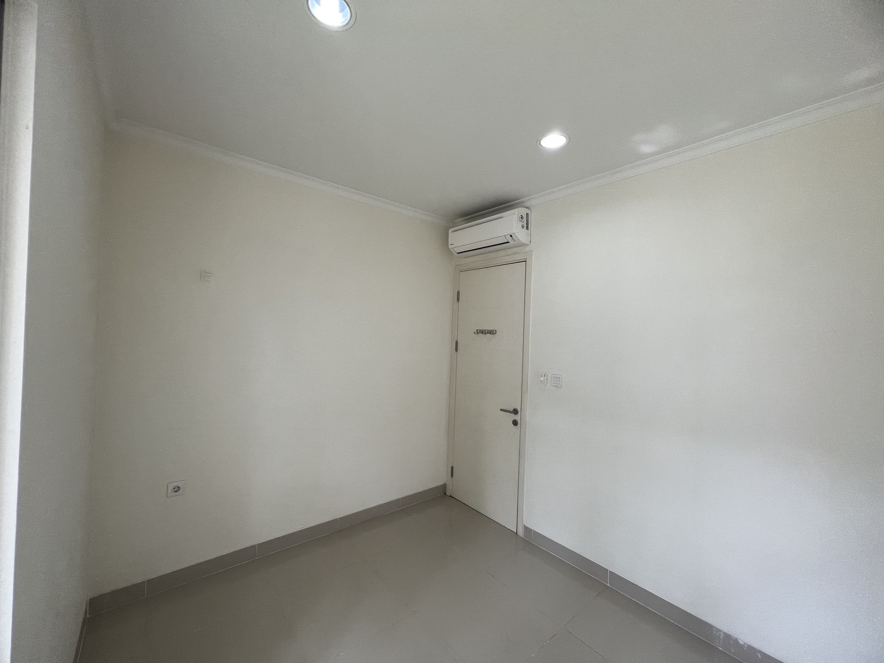 Dijual Rumah di Thomson, Summarecon Serpong