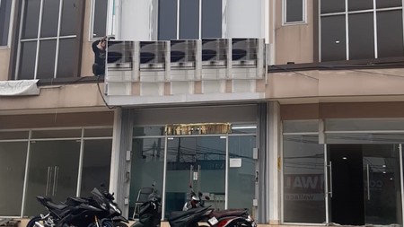 Ruko cocok untuk usaha, lokasi strategis di Ciledug