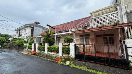 Rumah Tinggal 1 Lantai Luas 187m2 Jalan 1 Mobil Lokasi di Tebet Barat Jaksel