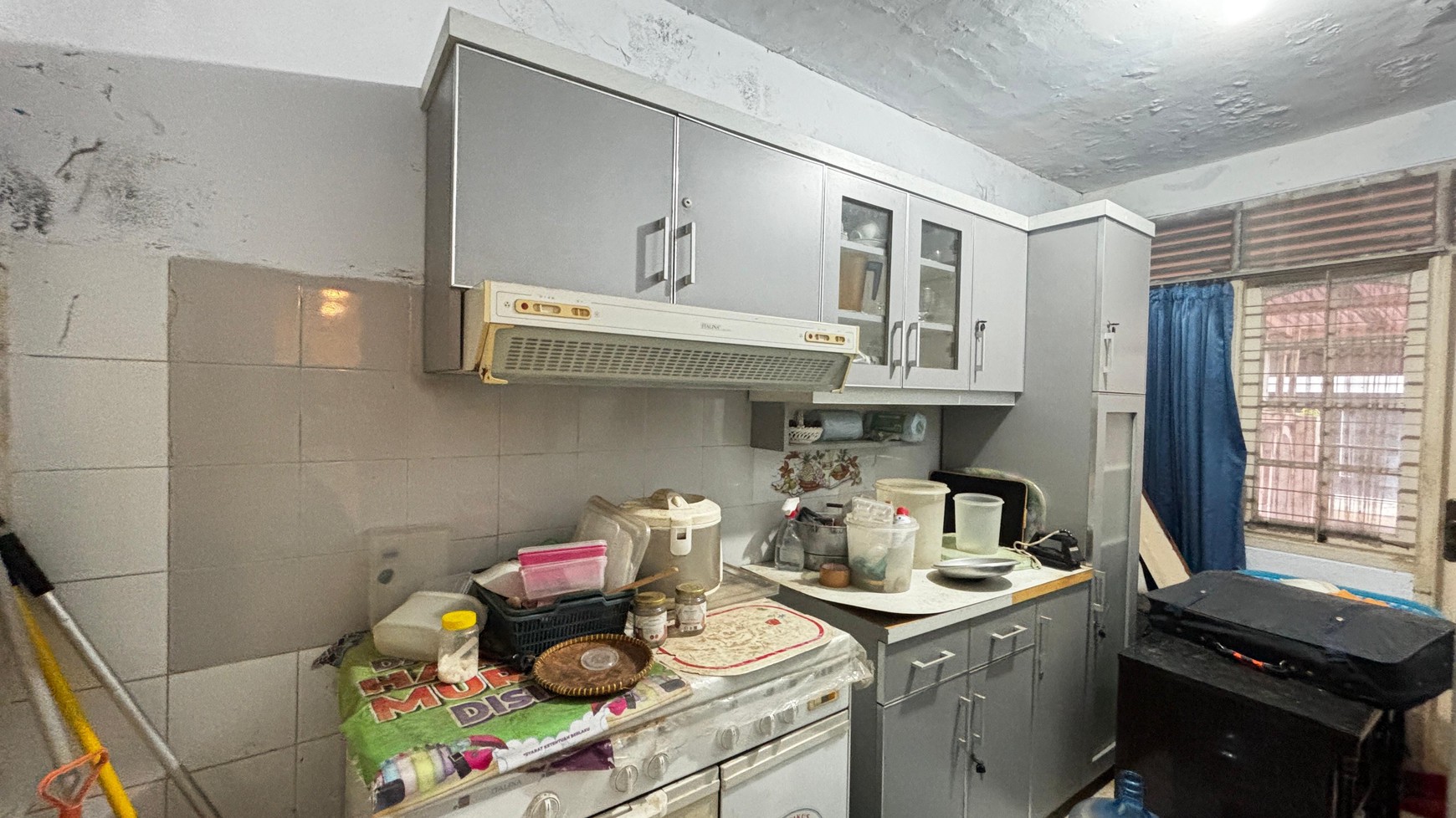 Rumah Tinggal 1 Lantai Luas 187m2 Jalan 1 Mobil Lokasi di Tebet Barat Jaksel