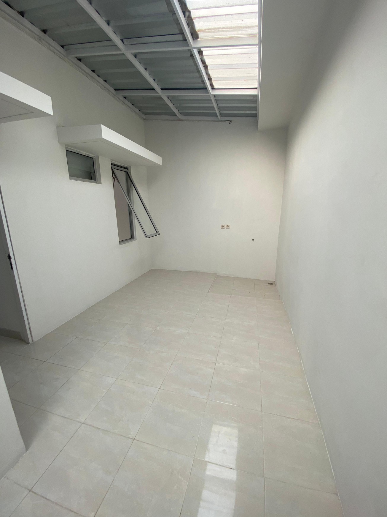 Best Price. Rumah bagus Boston Village, Gading Serpong