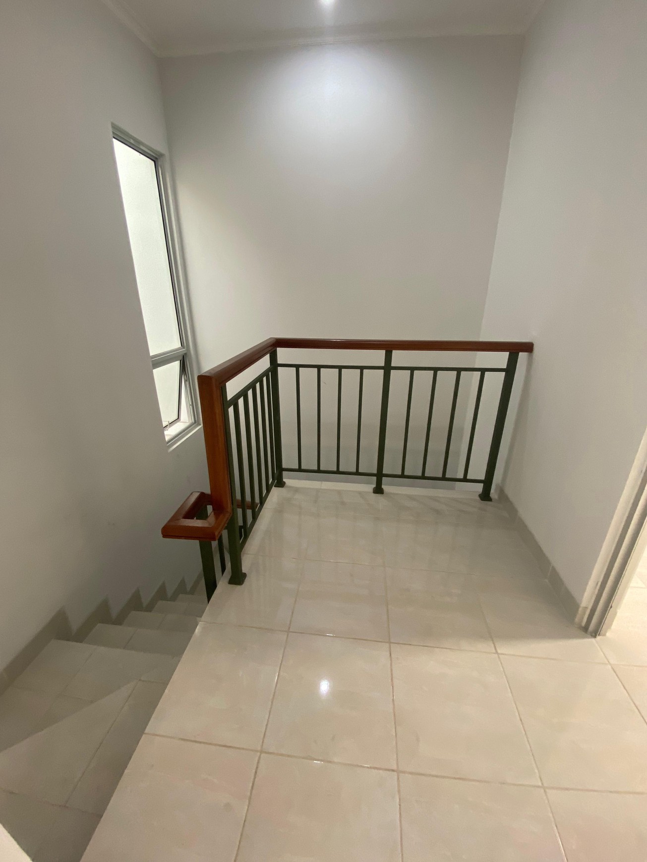 Best Price. Rumah bagus Boston Village, Gading Serpong