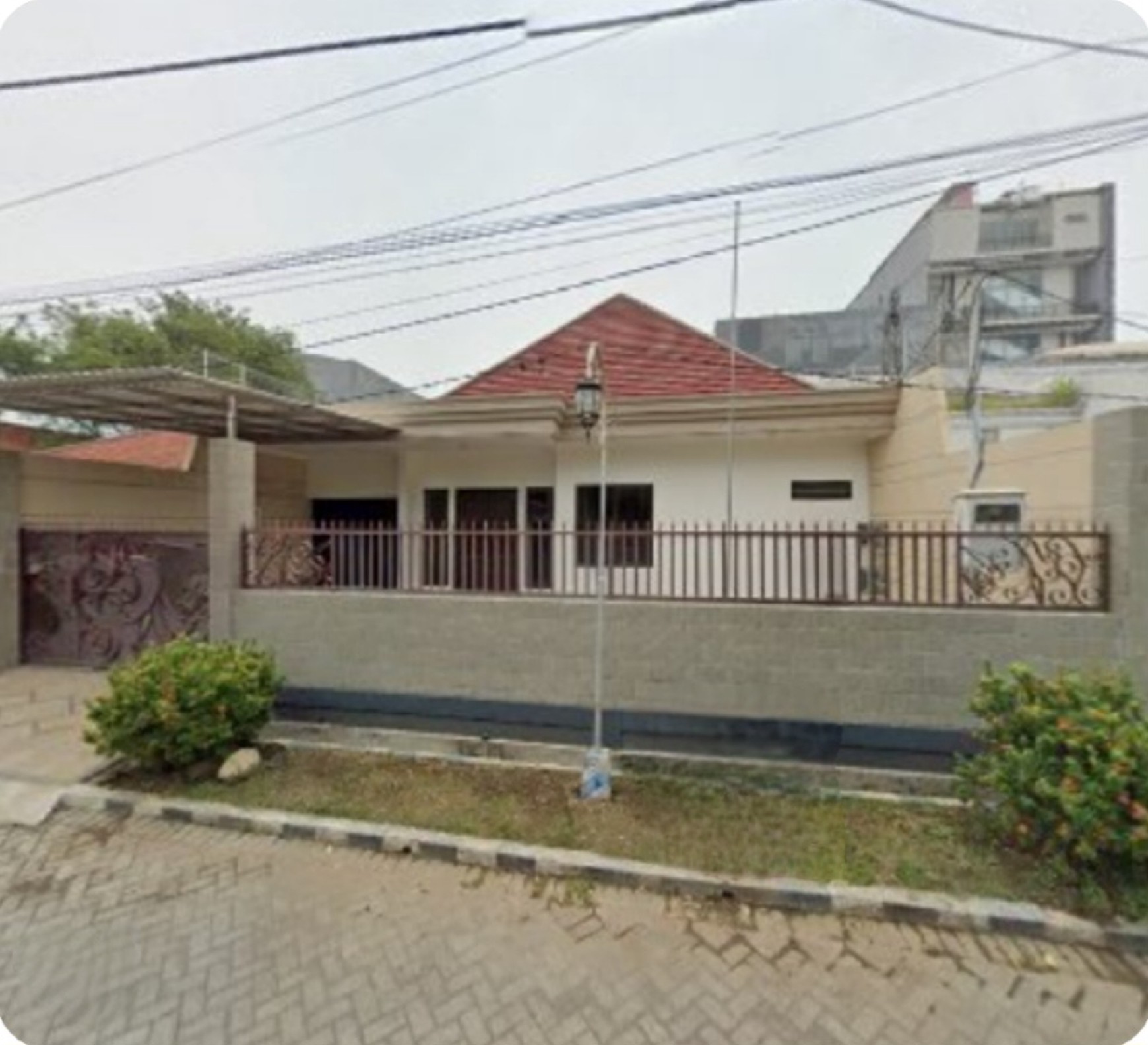 Murah Luas Disewakan Rumah Baru Manyar Kertoarjo Dekat Layar Seafood, Bonnet Swalayan, Airlangga Kampus B C, Galaxy Mall